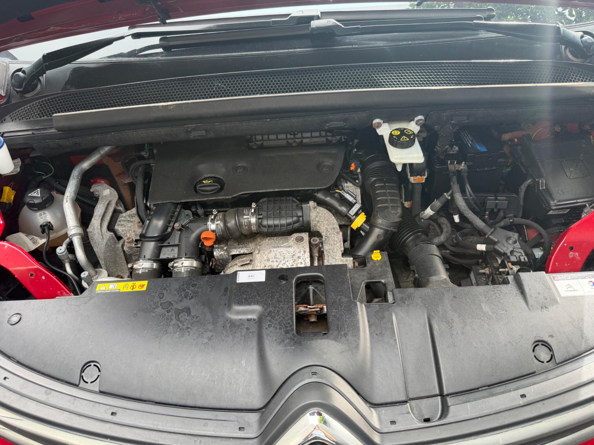 Citroen Grand C4 Picasso view 21