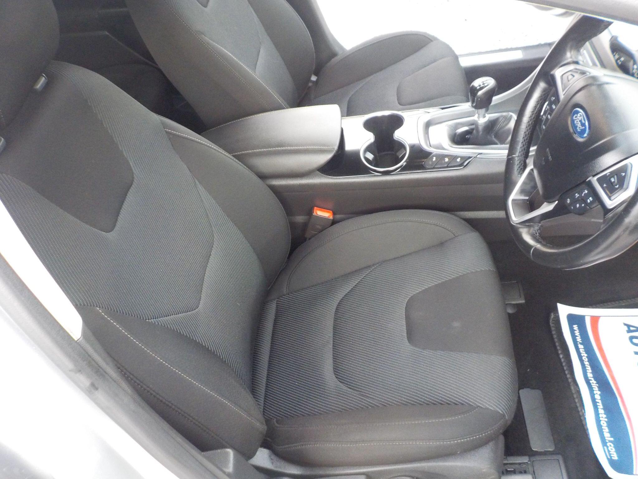 Ford Mondeo 1.5T EcoBoost Titanium Euro 6 (s/s) 5dr