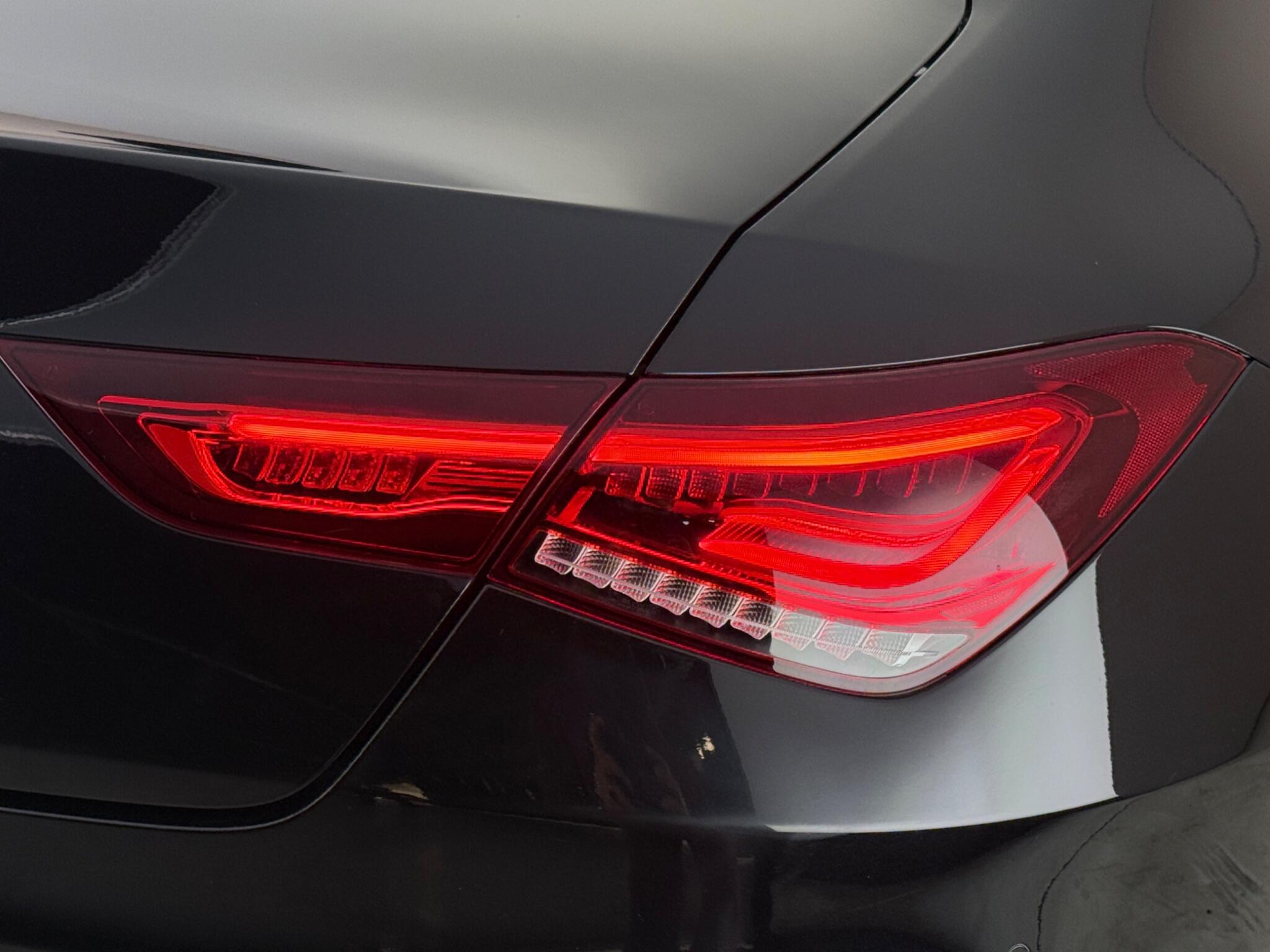 Mercedes-Benz Cla view 10