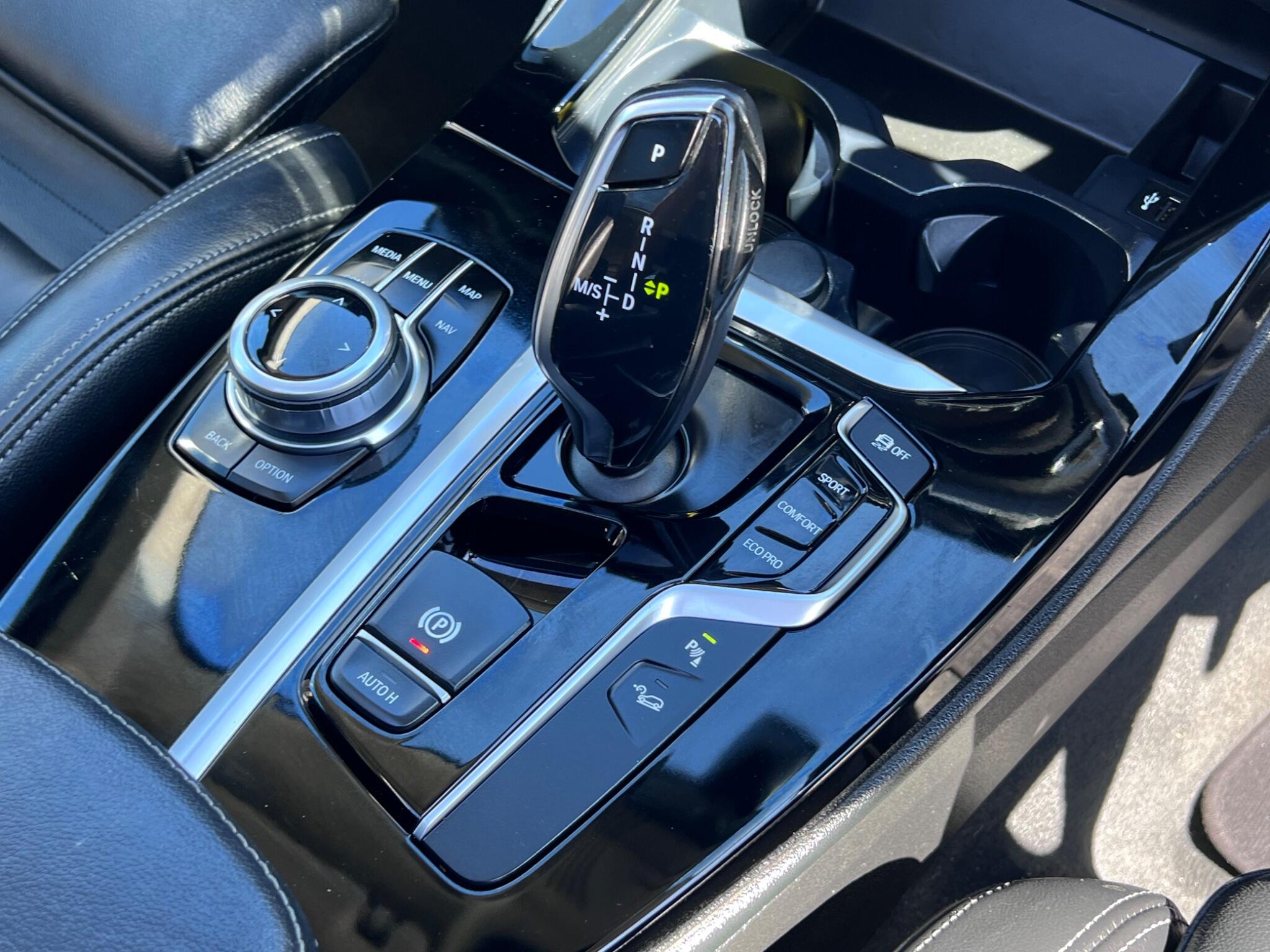 BMW X3 view 25
