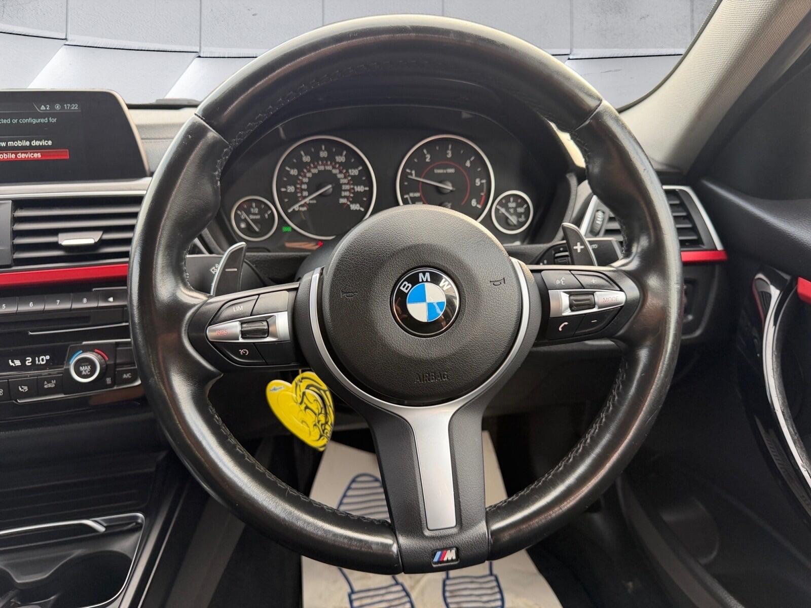 BMW 3 Series view 13