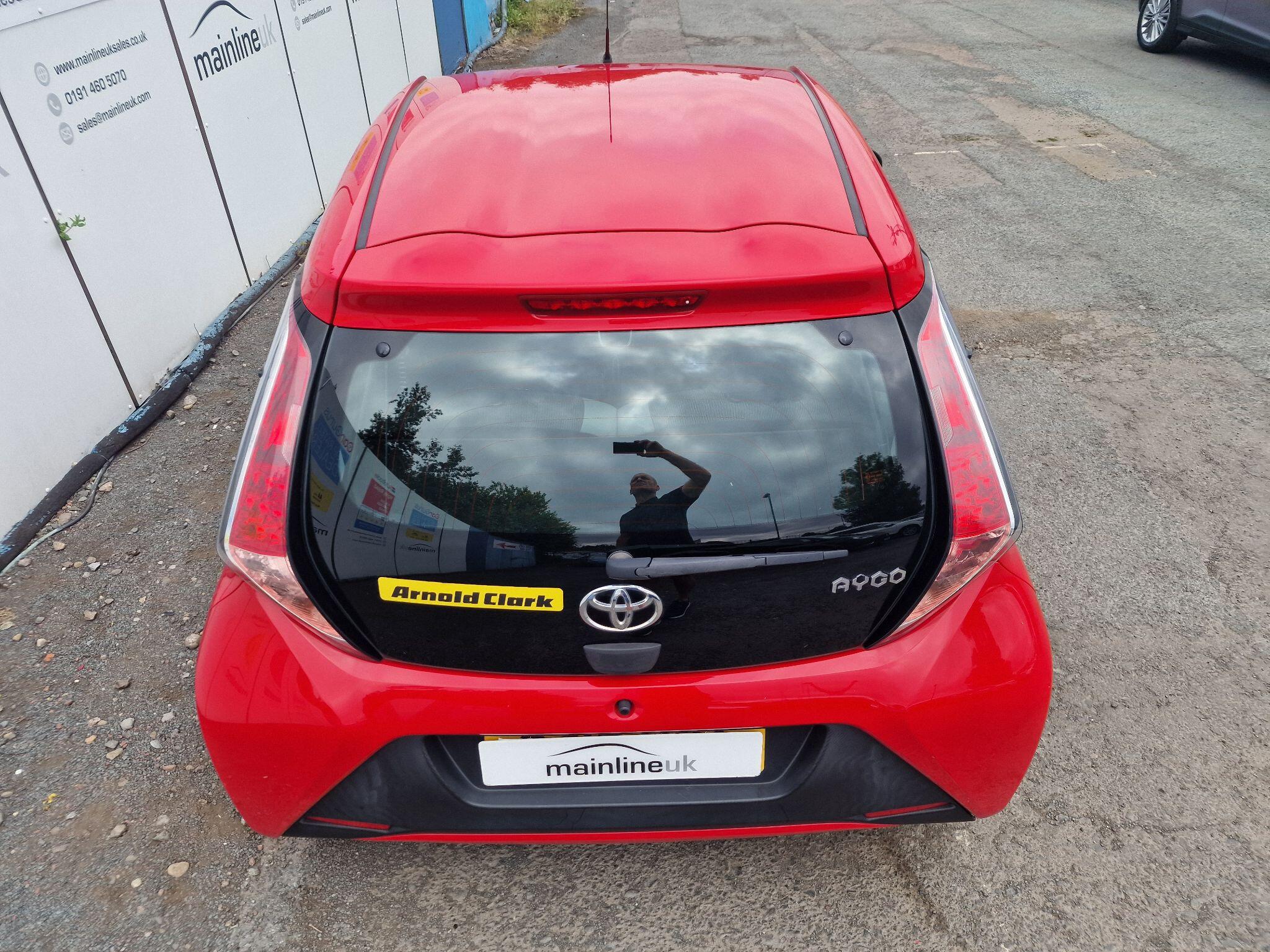 Toyota Aygo view 10