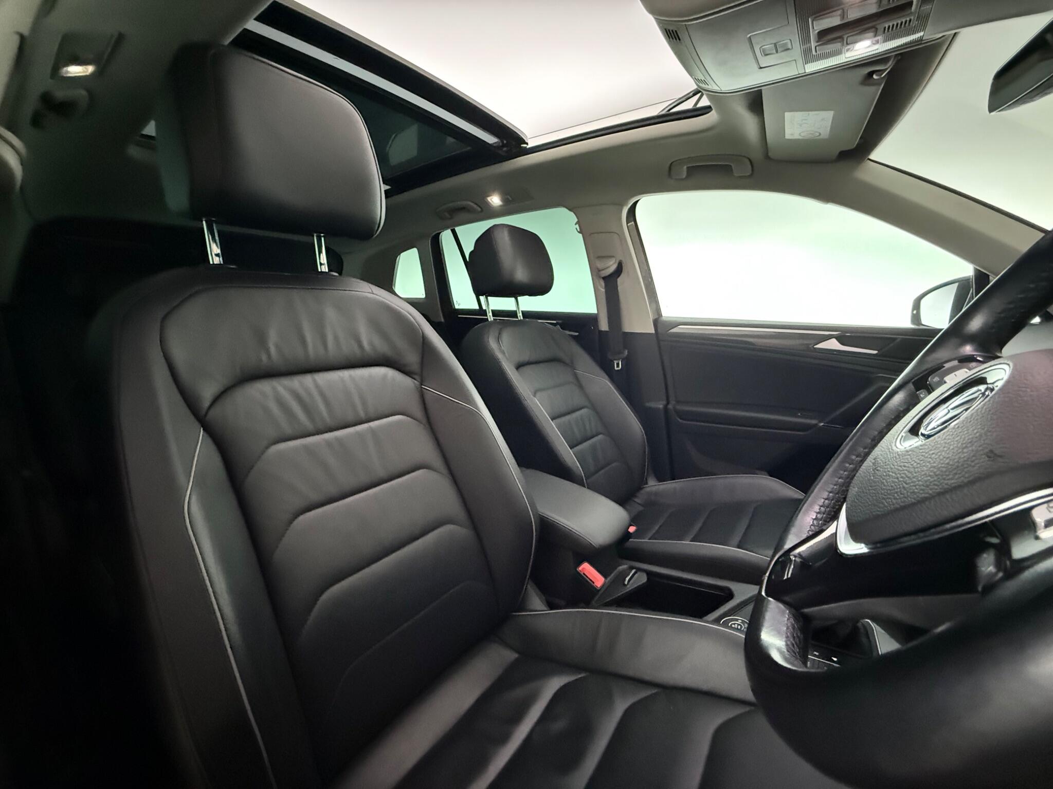 Volkswagen Tiguan view 28