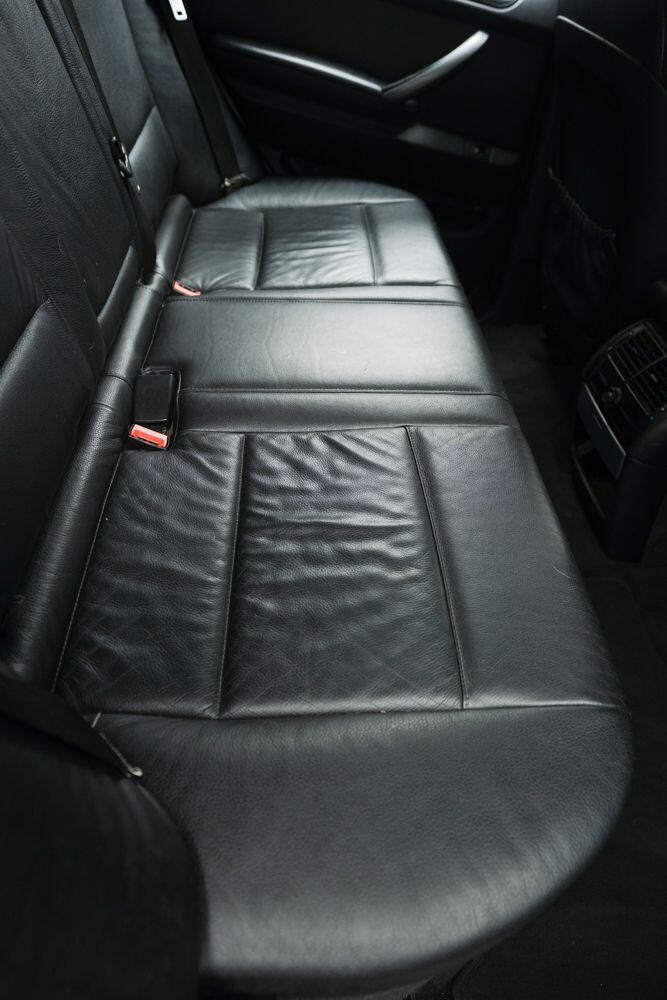 BMW X5 view 10