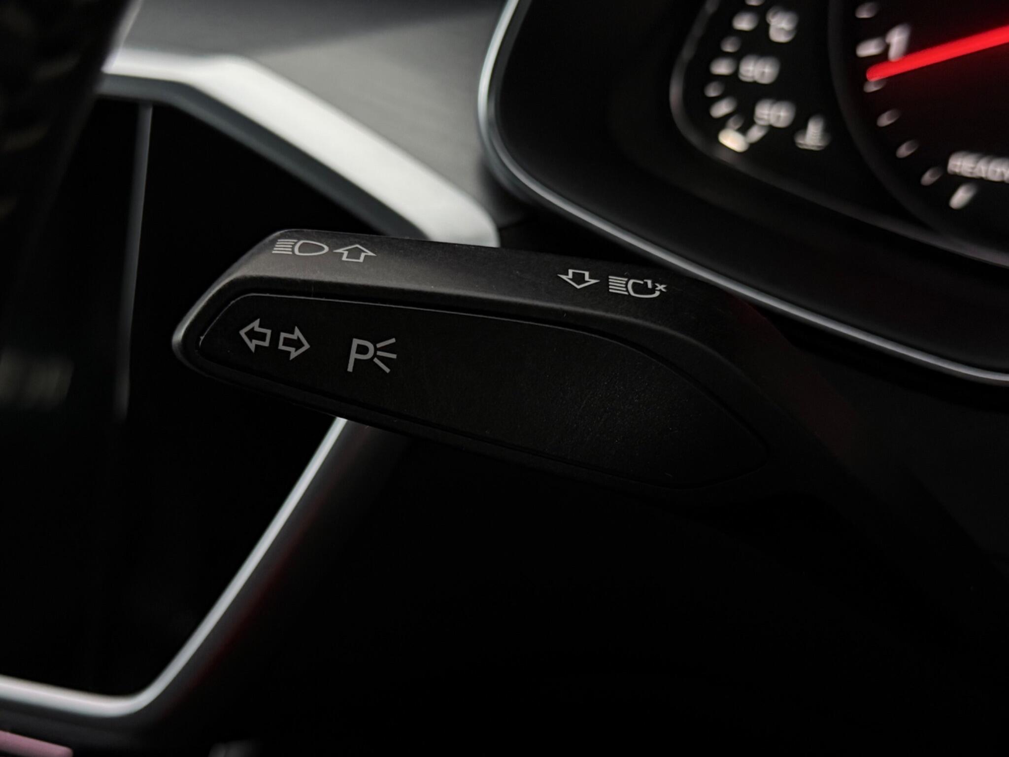 Audi A6 view 17