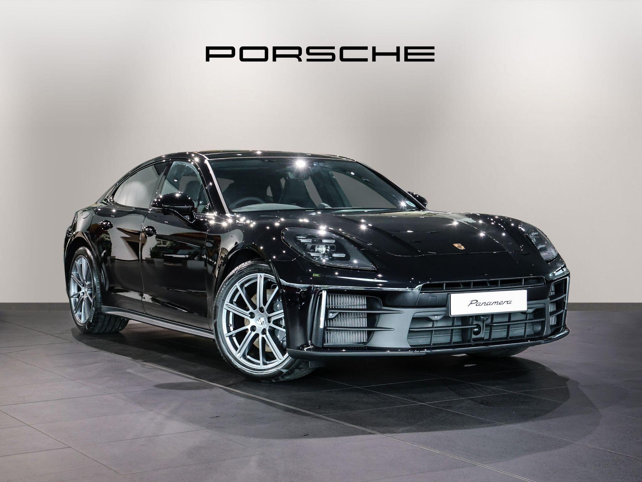 Porsche Panamera view 31