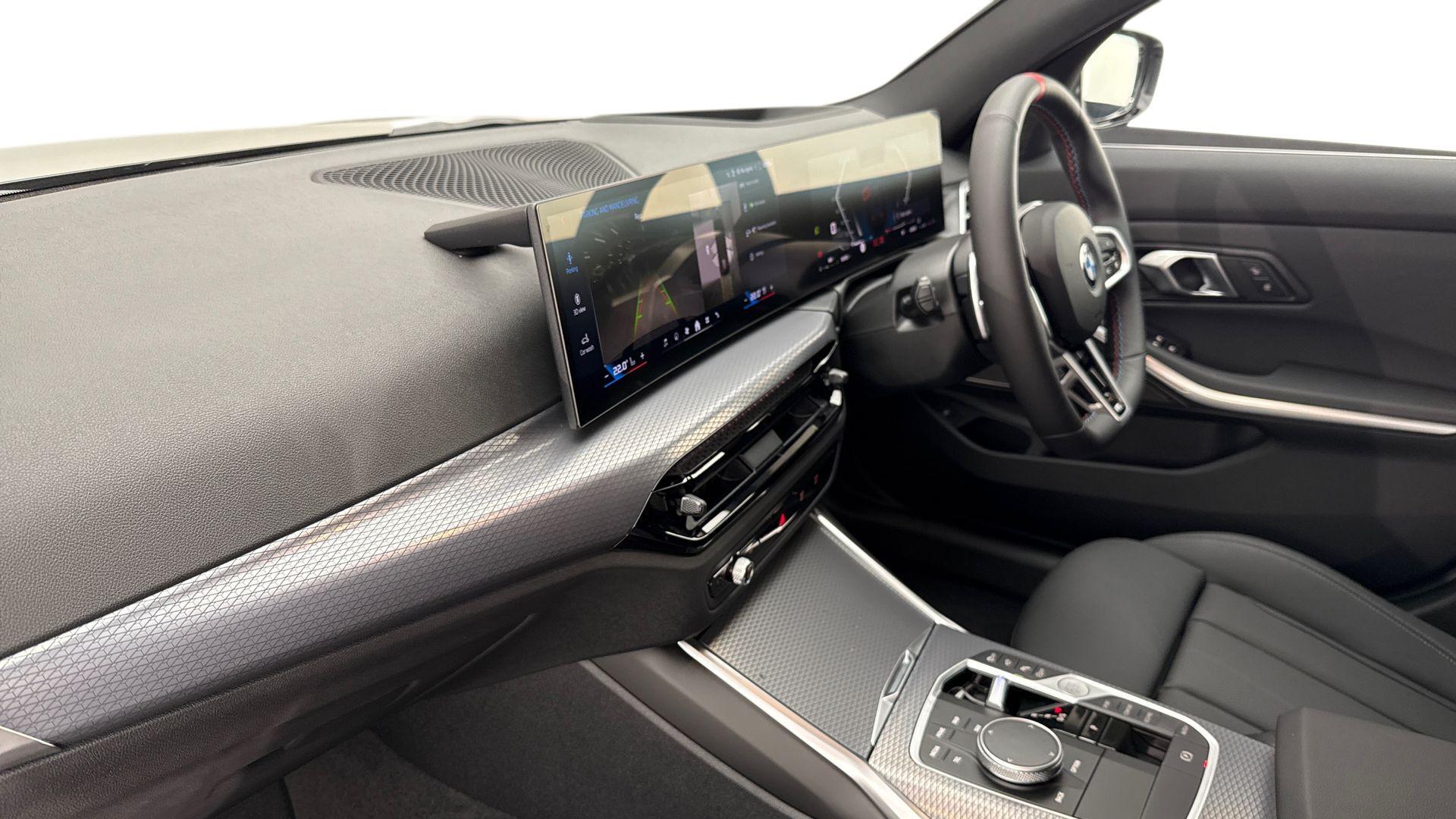 BMW 3 Series view 7