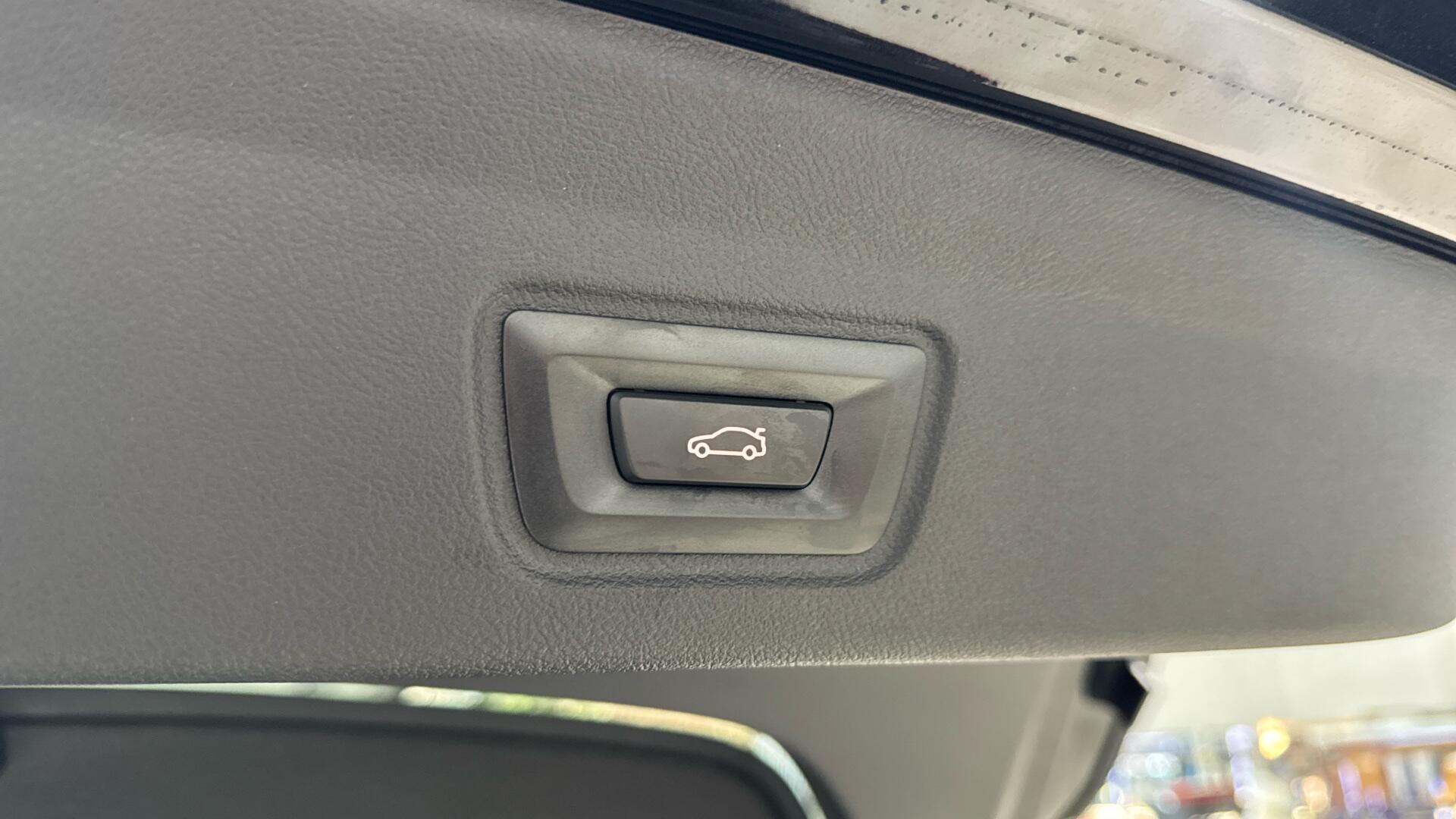 BMW I4 view 32