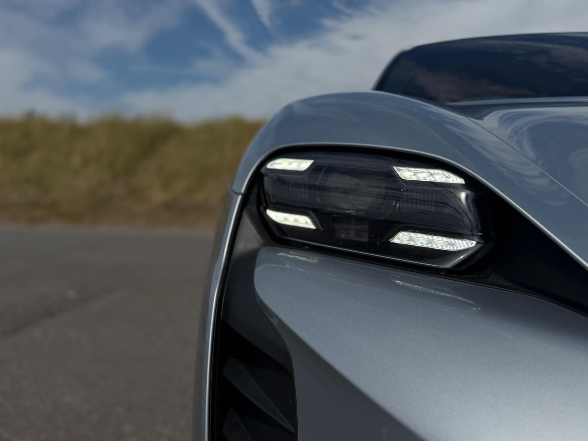 Porsche Taycan view 60