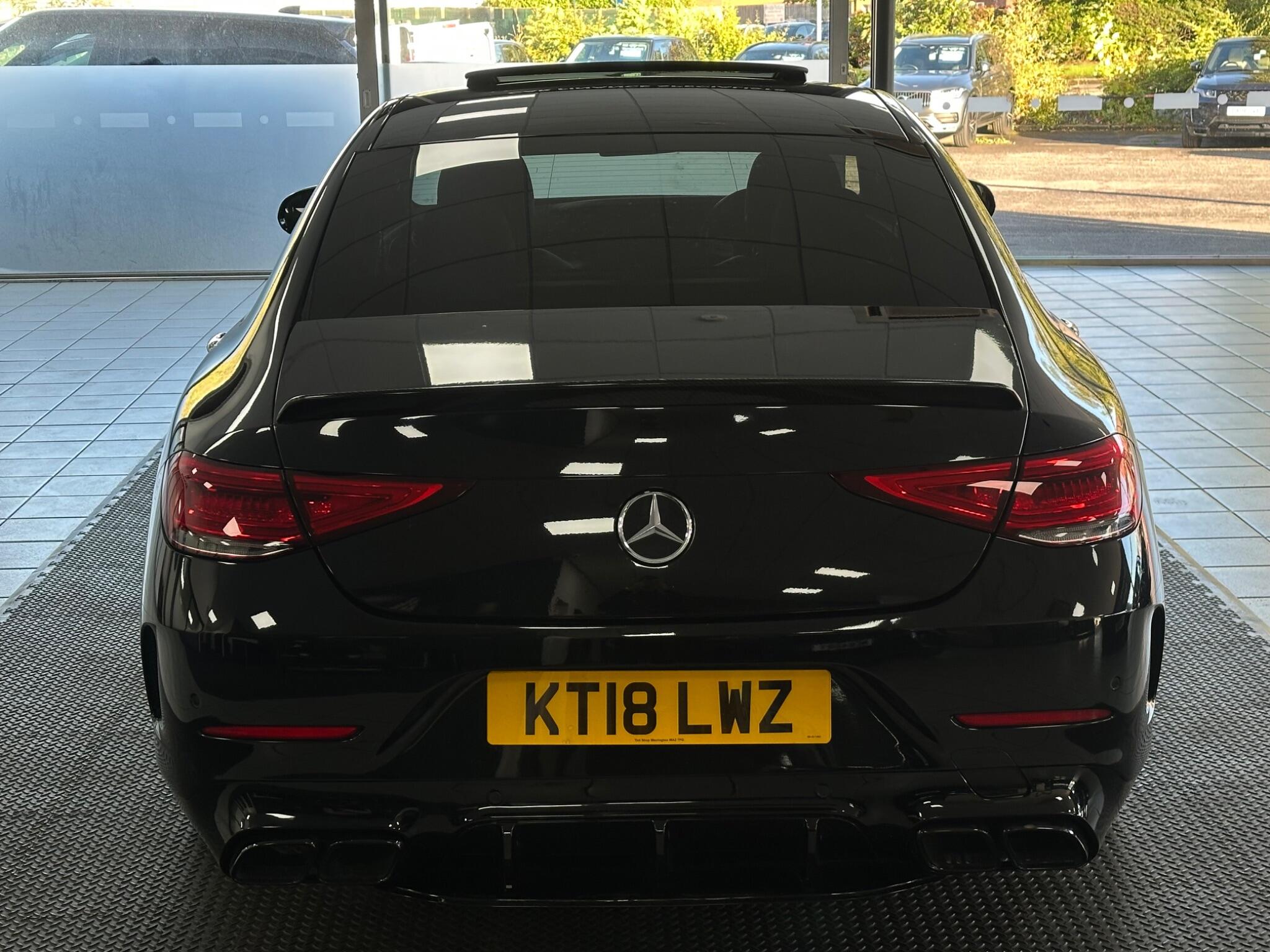Mercedes-Benz CLS view 13