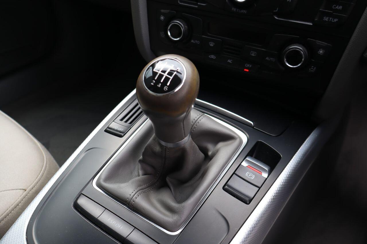 Audi A4 view 7