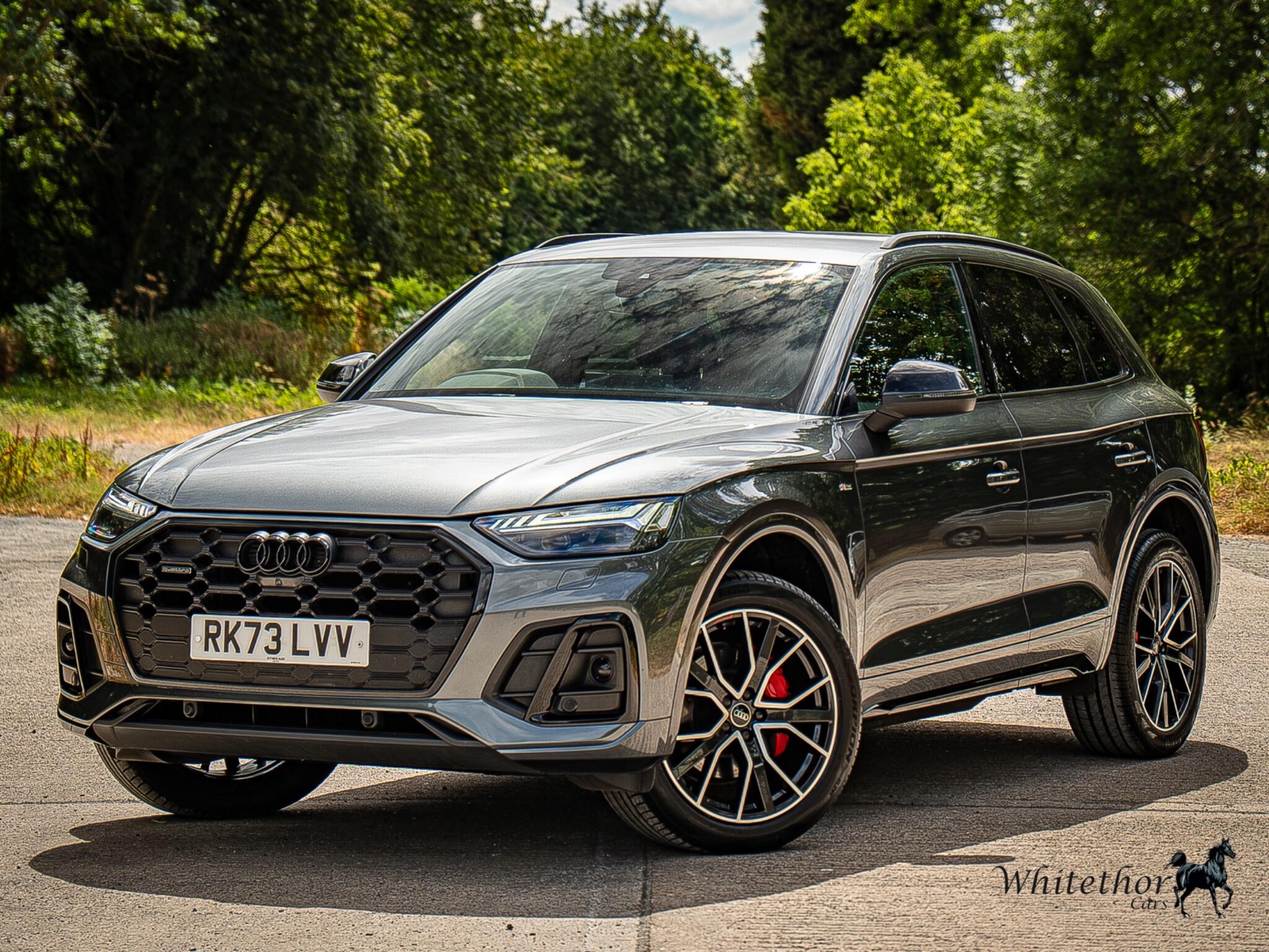 Audi Q5 view 3