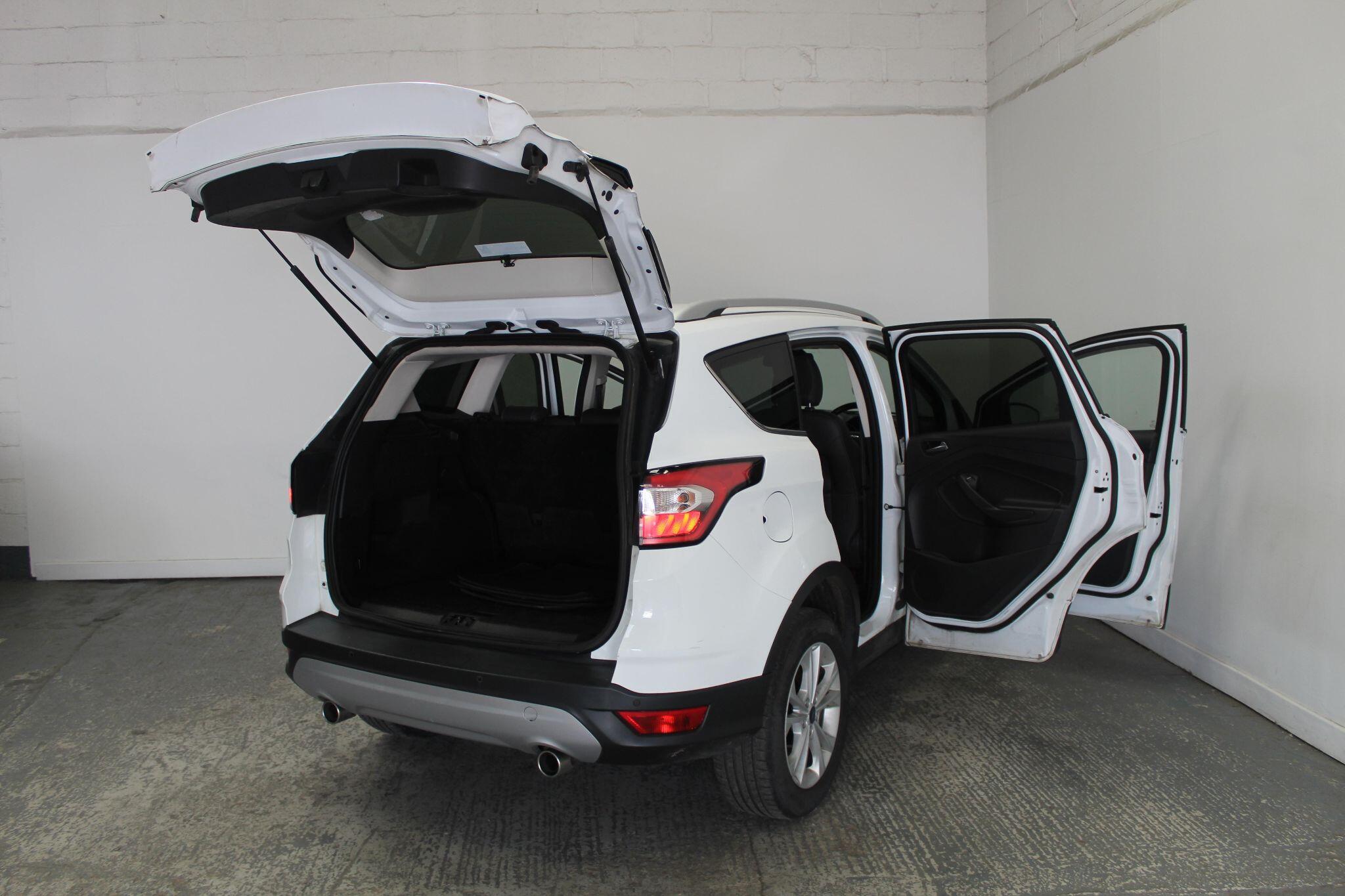 Ford Kuga view 19