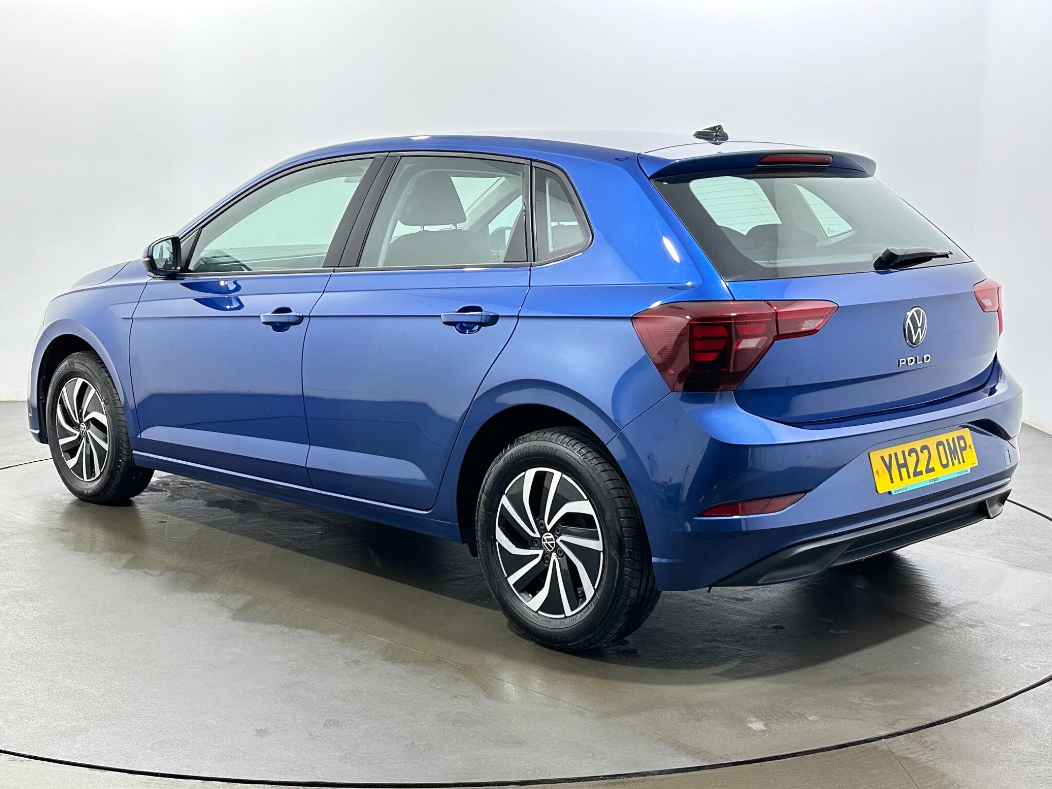 Volkswagen Polo view 6