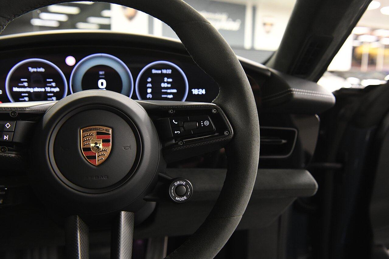 Porsche Taycan view 21