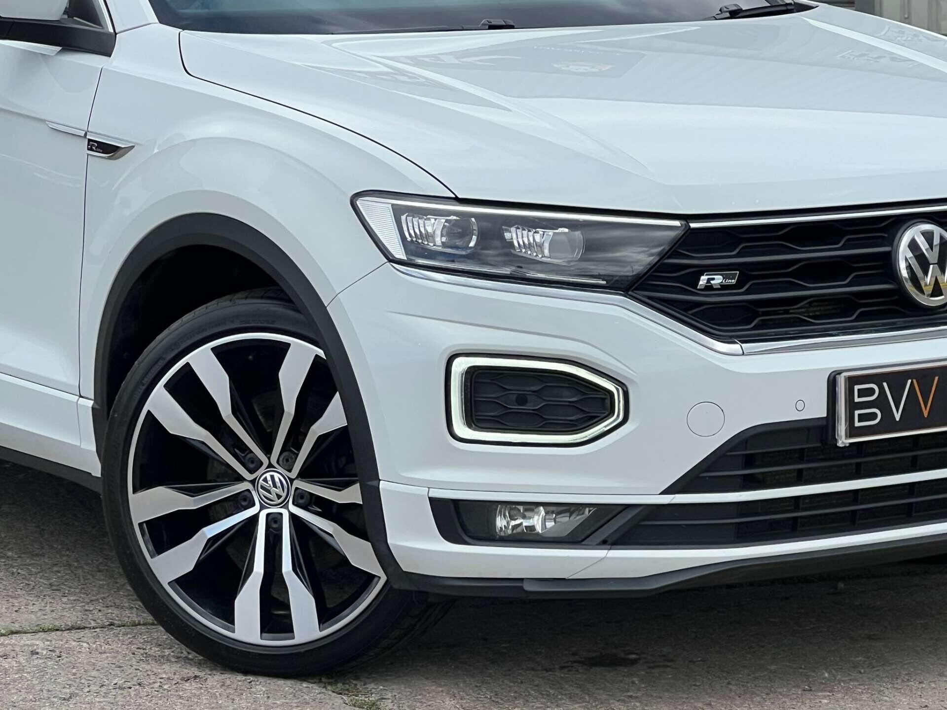 Volkswagen T-Roc view 38