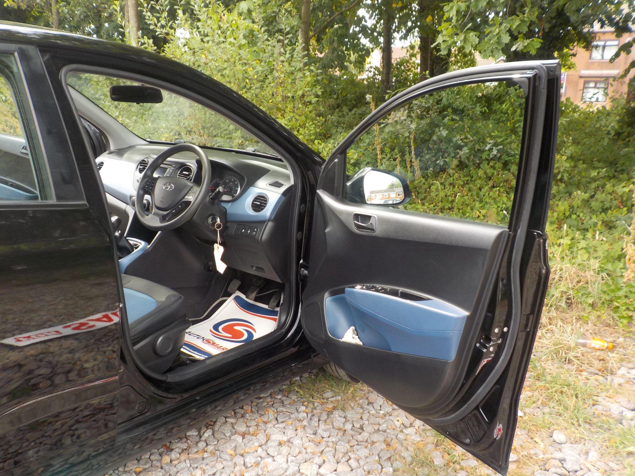 Hyundai i10 1.0 SE Euro 5 5dr