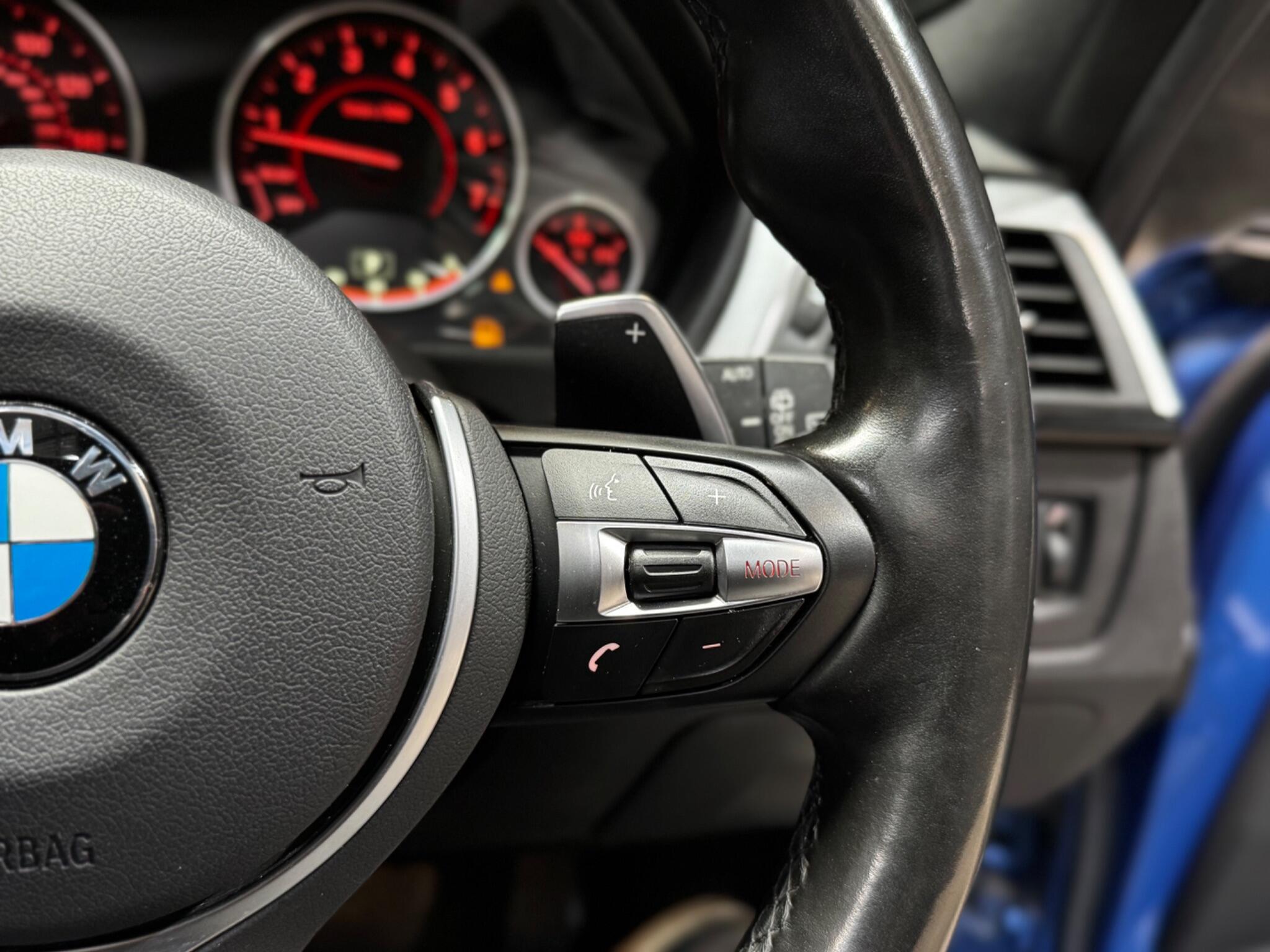 BMW 3 Series view 32