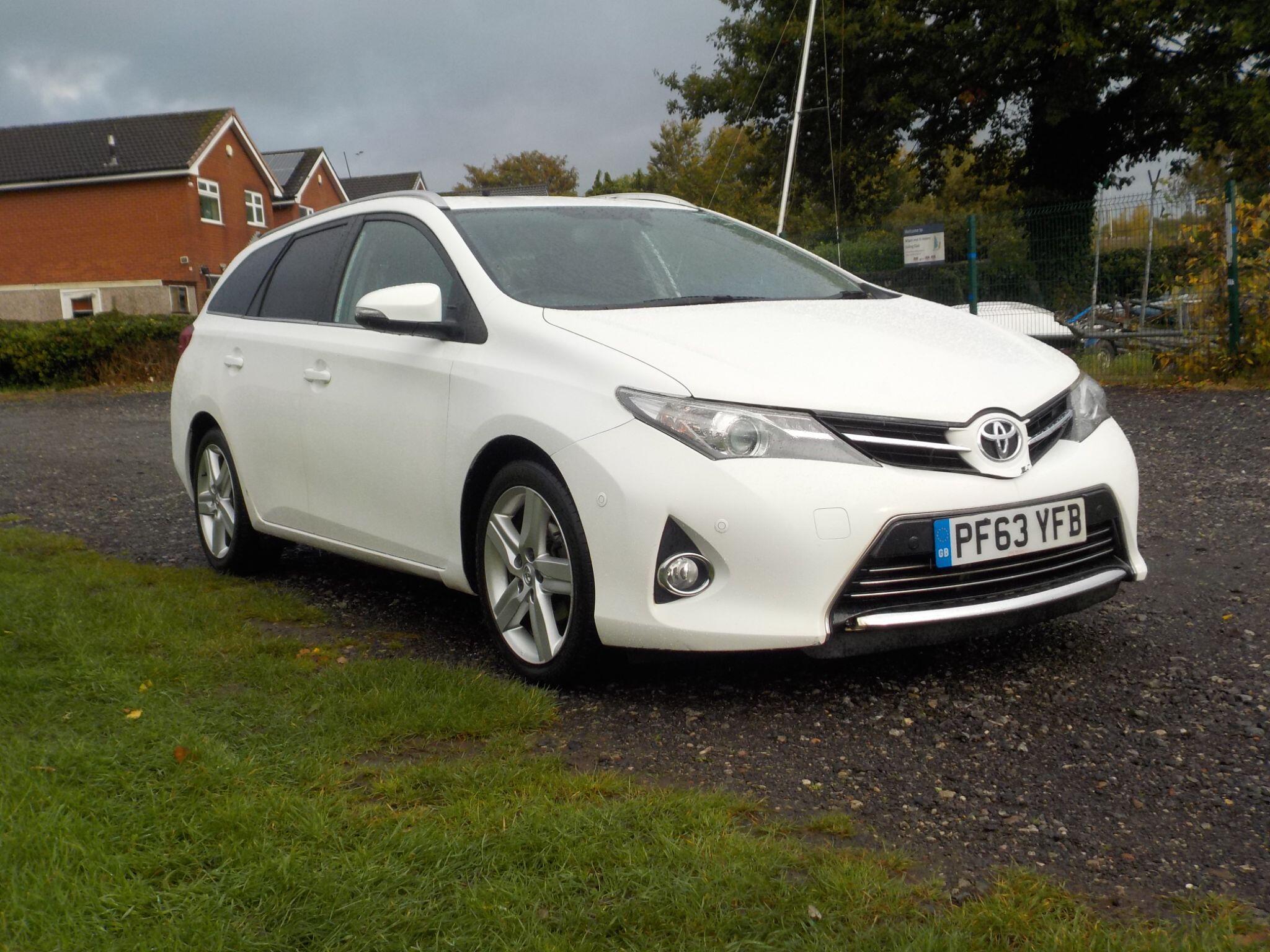 Toyota Auris 1.6 V-Matic Excel Touring Sports Euro 5 5dr