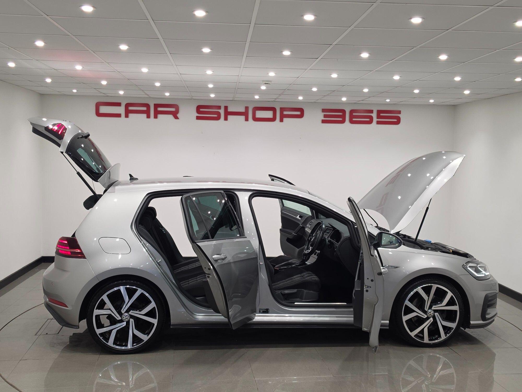 Volkswagen Golf view 42