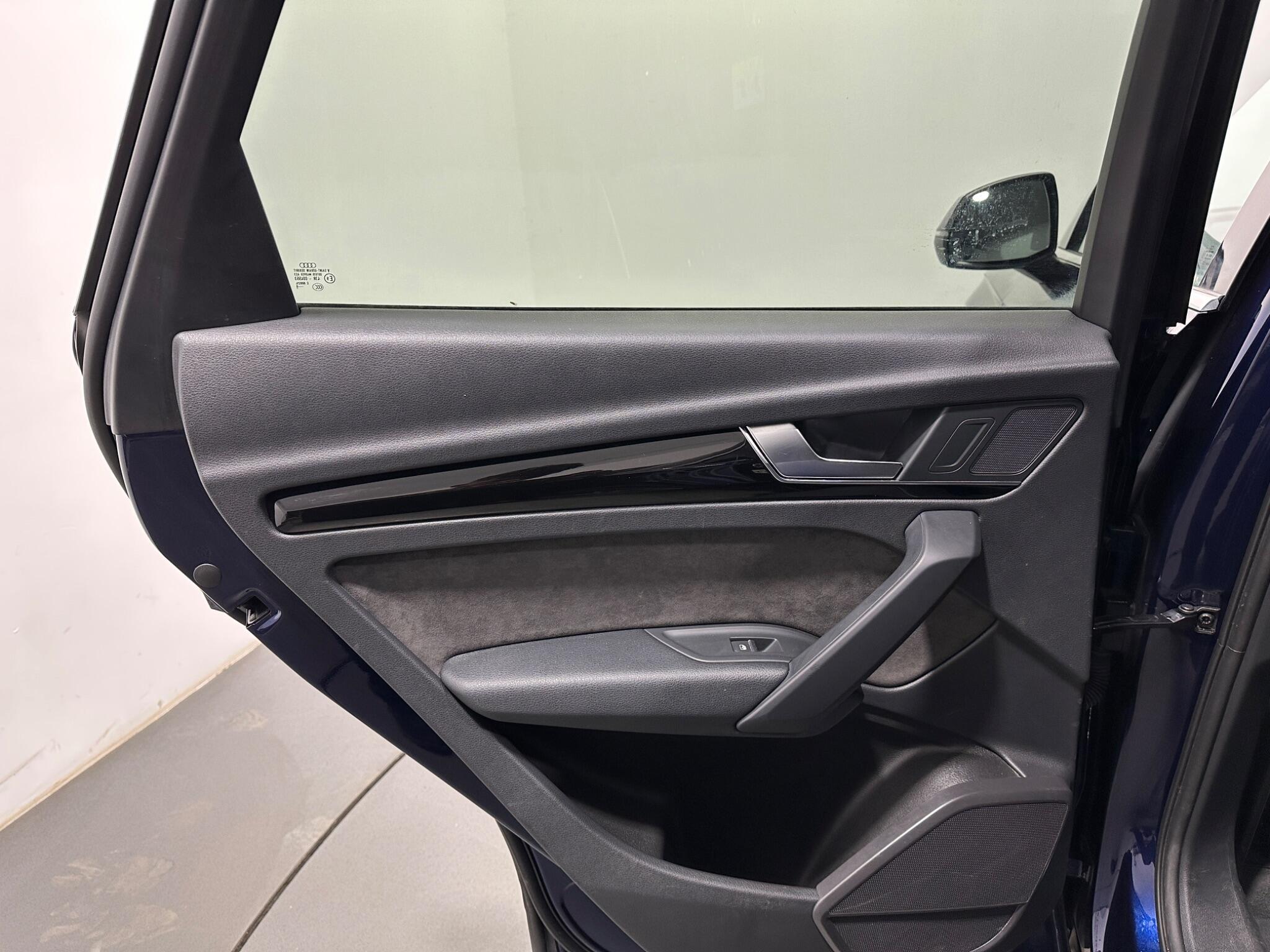 Audi Q5 view 39