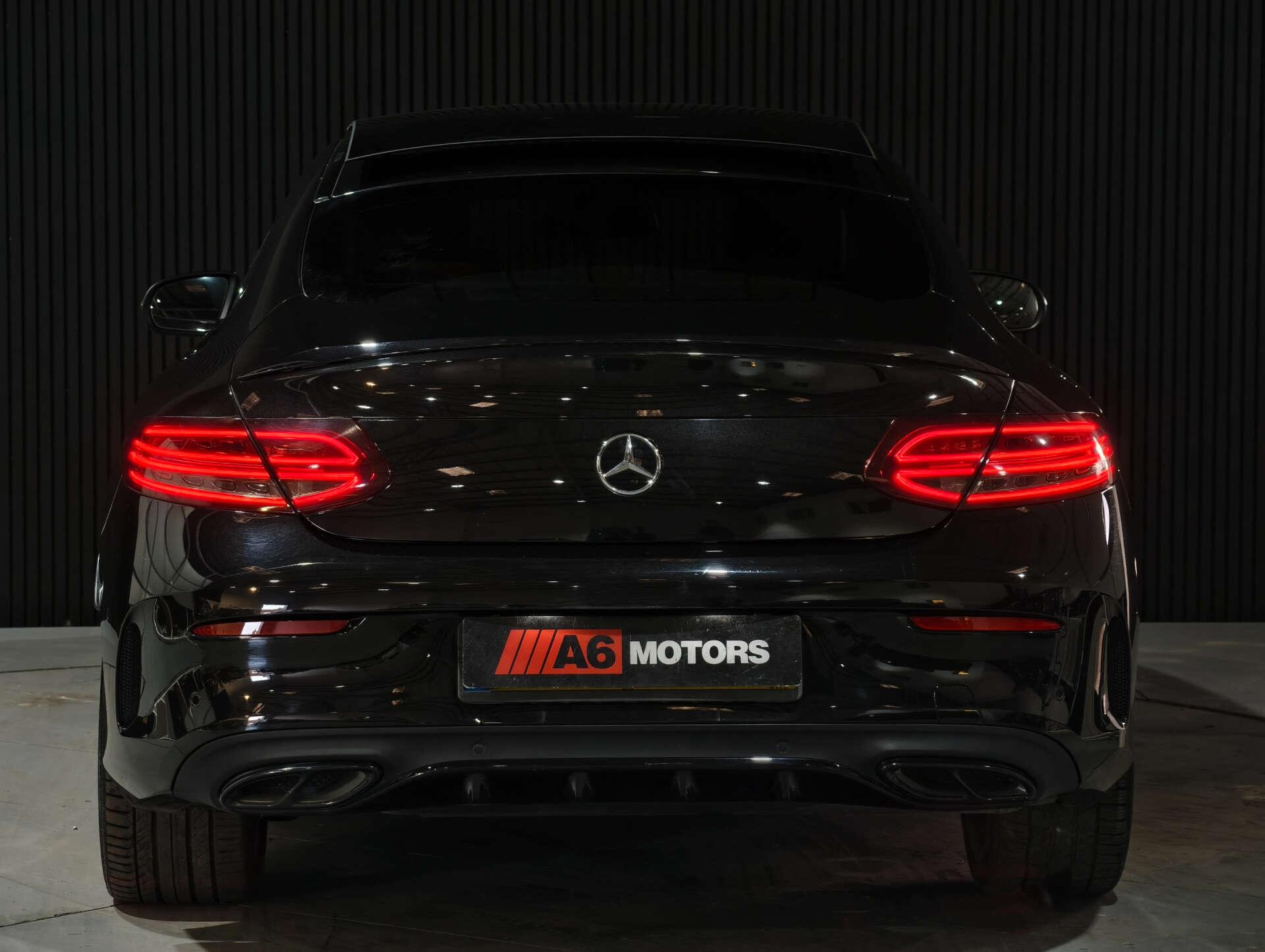 Mercedes-Benz C Class view 11