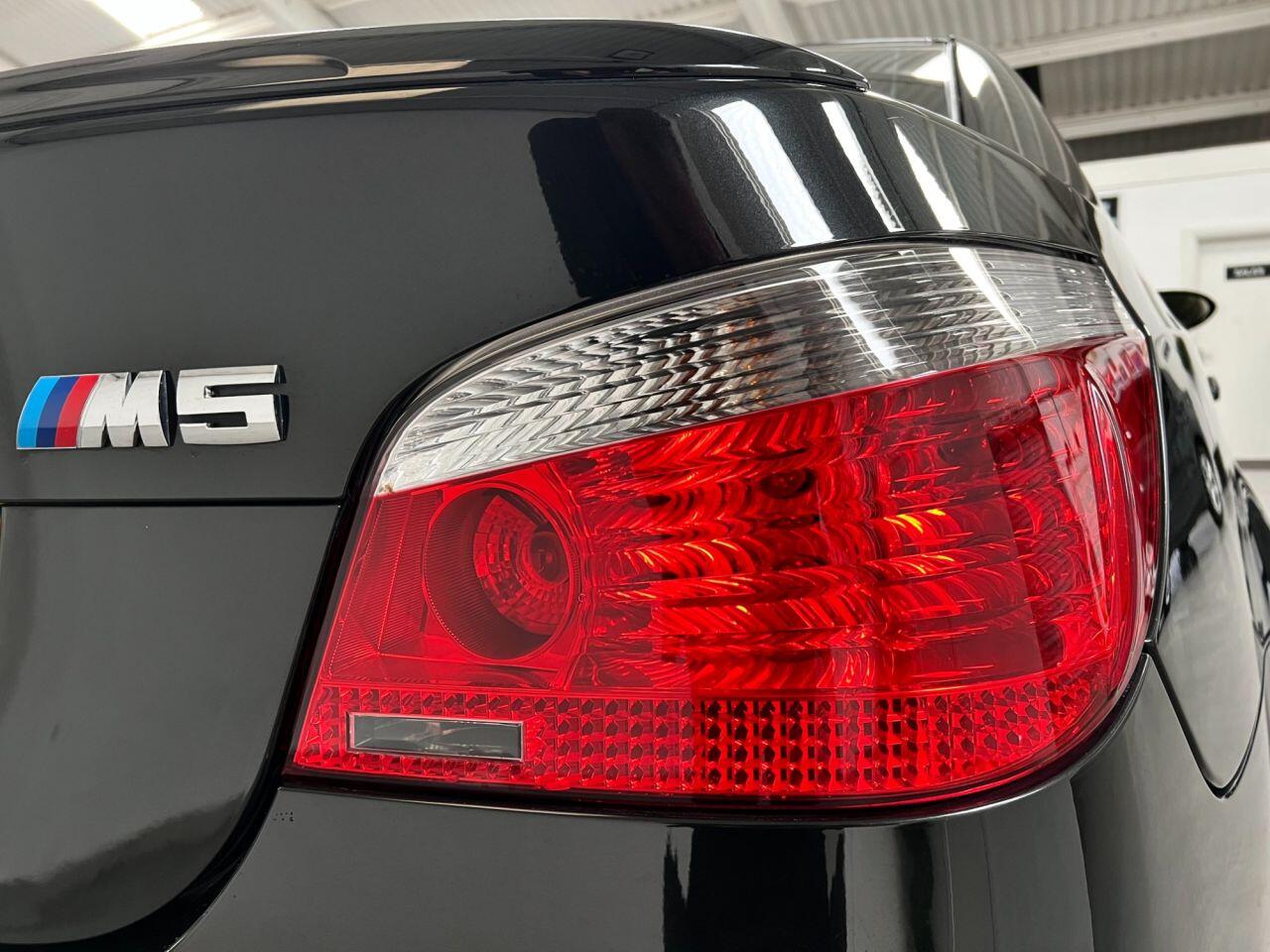 BMW M5 view 25