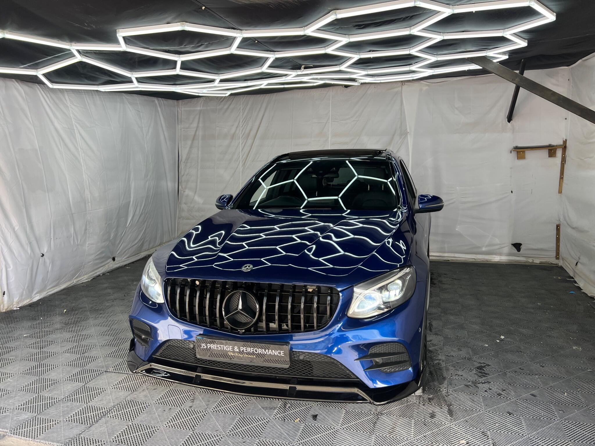 Mercedes-Benz GLC view 5