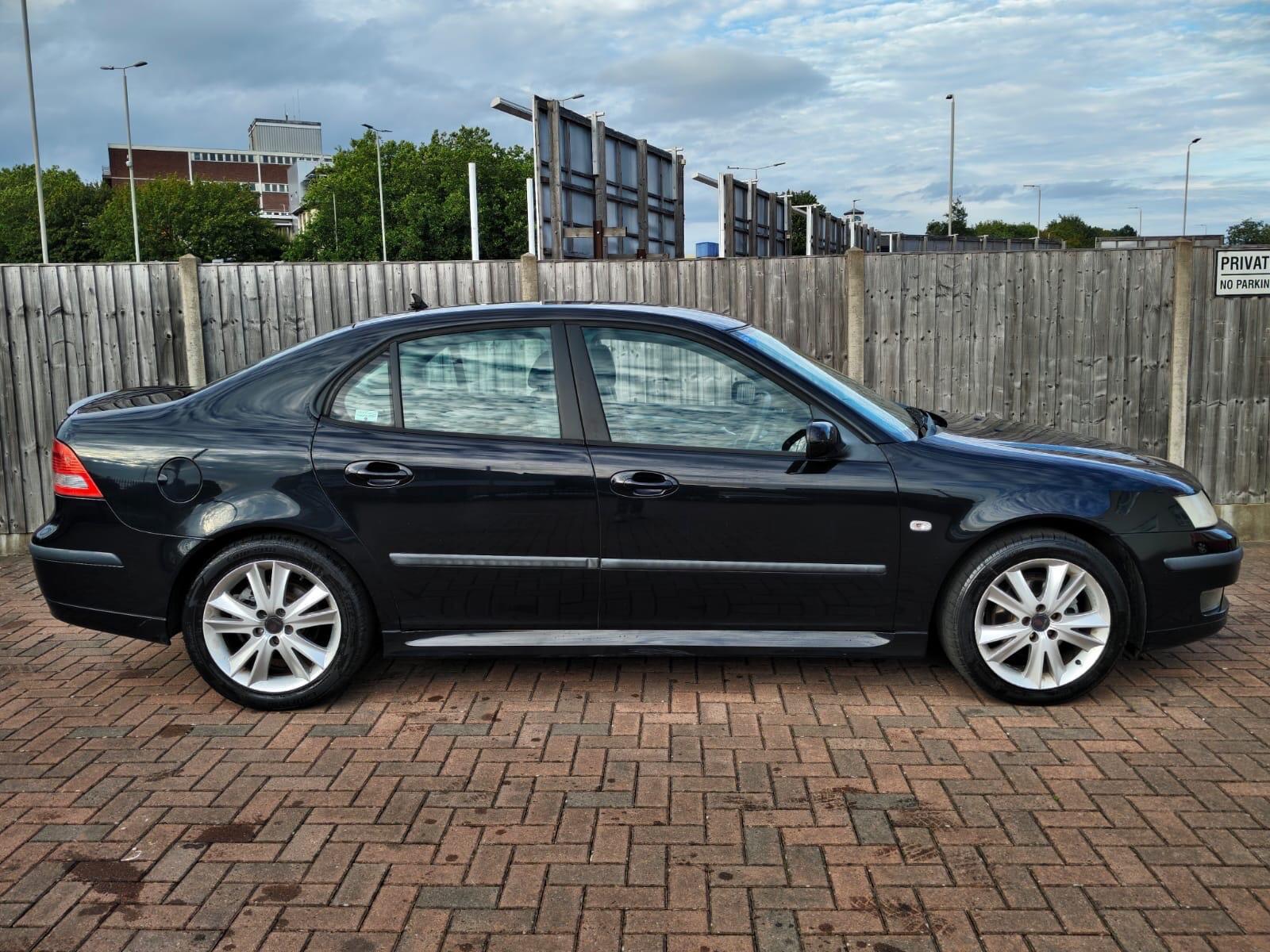 Saab 9-3 view 4