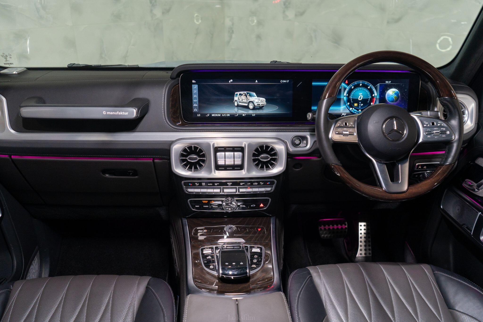 Mercedes-Benz G-Class view 18