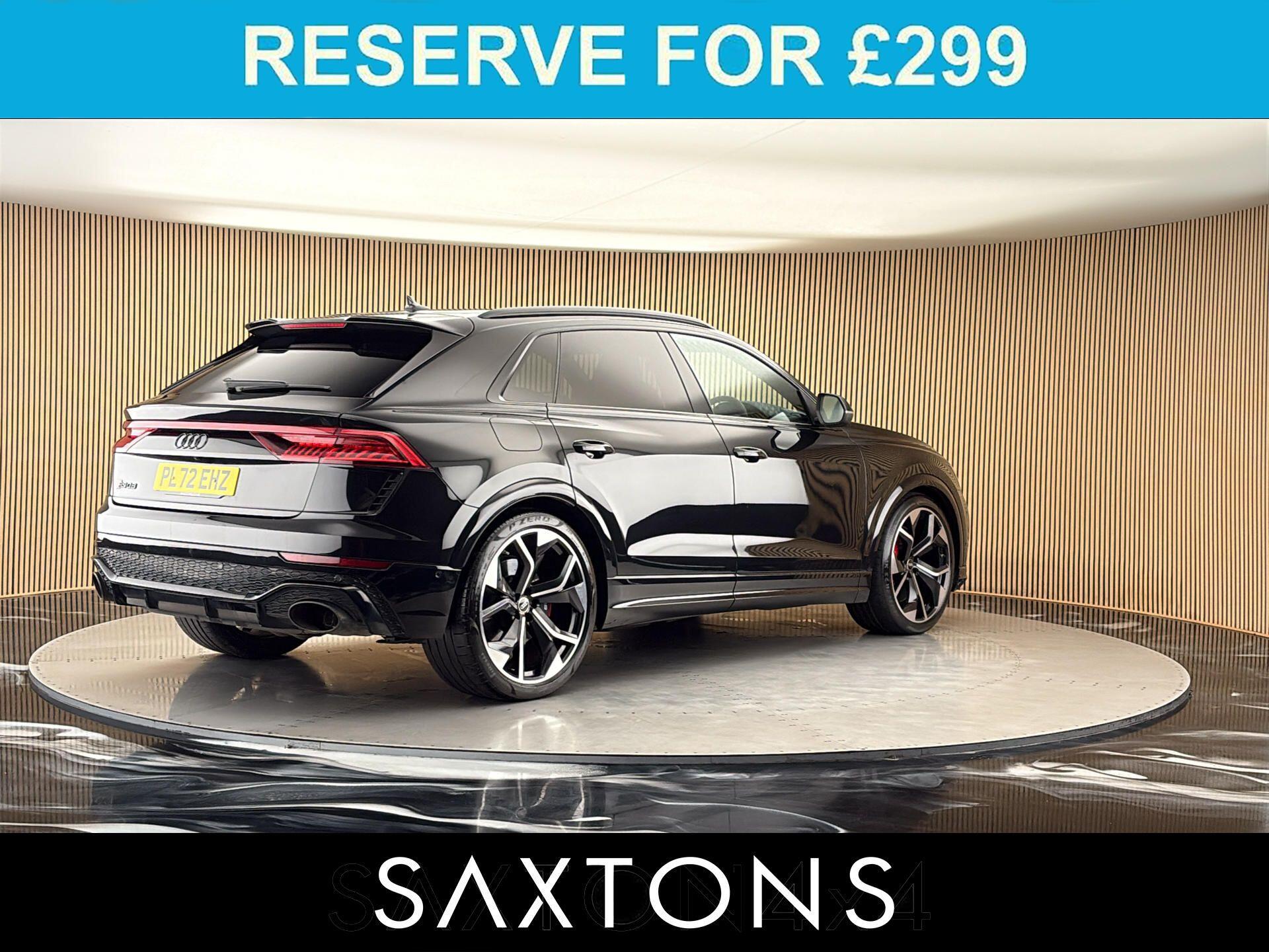 Audi RS Q8 view 29