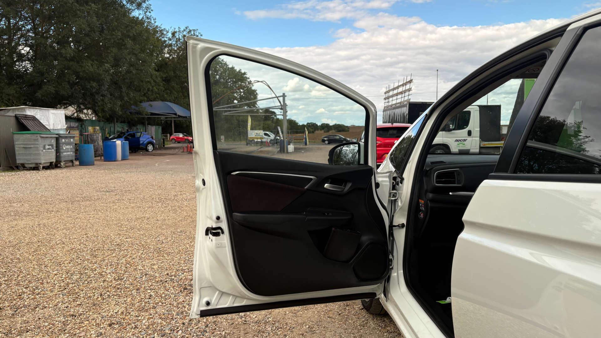 Honda Jazz view 37