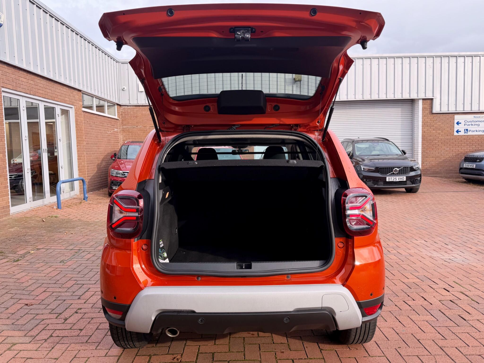 Dacia Duster view 92