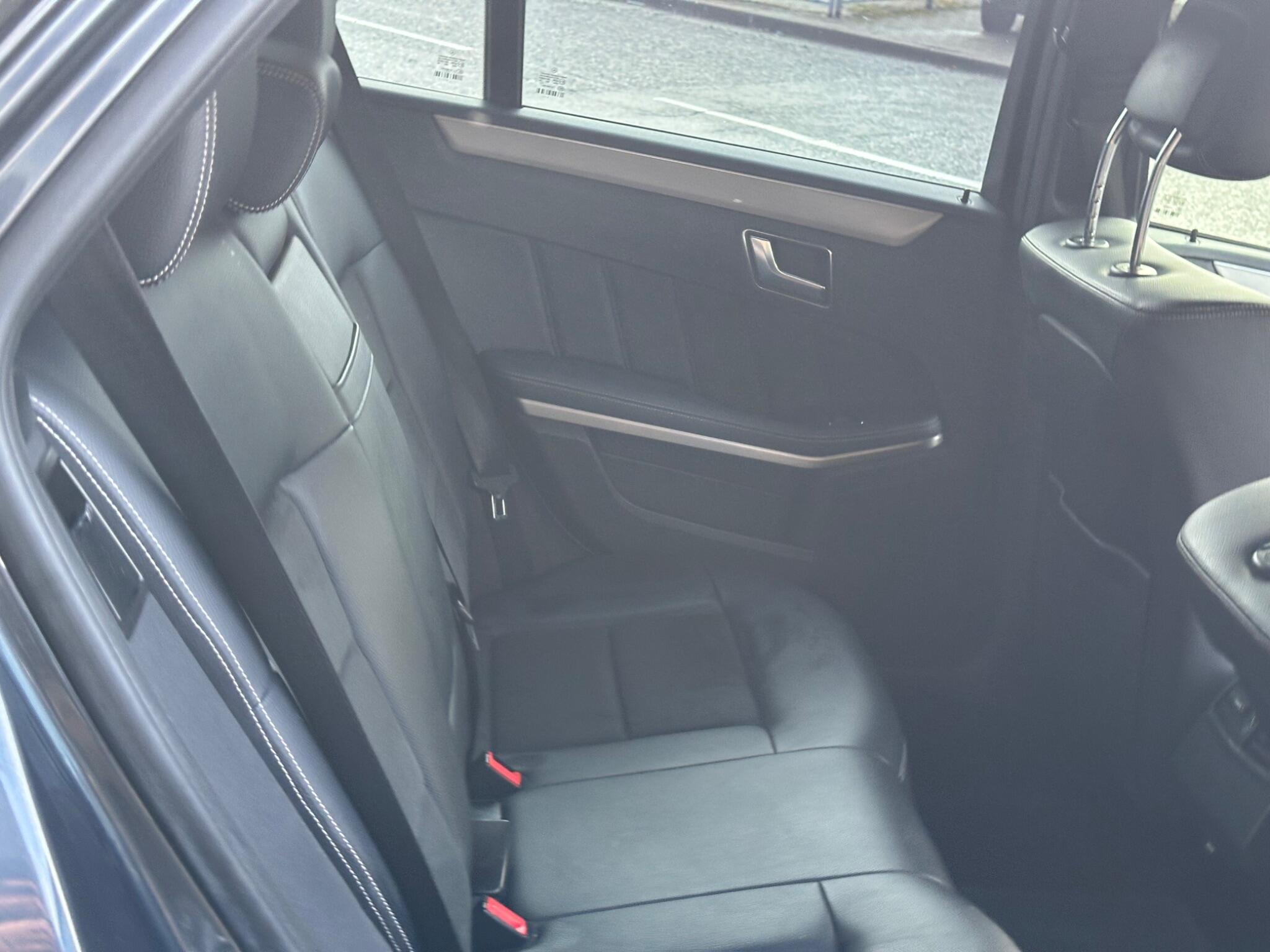 Mercedes-Benz E-Class view 29