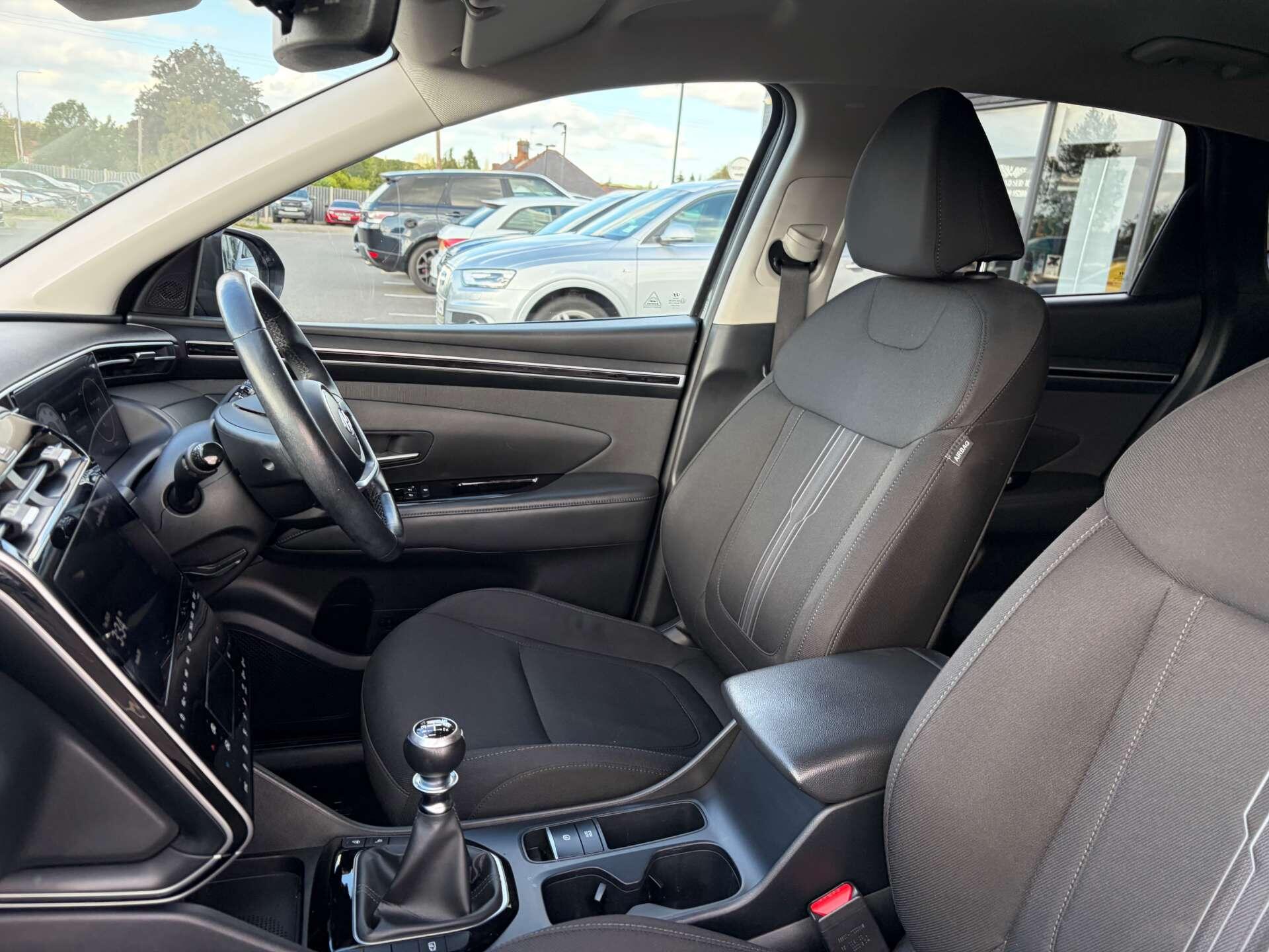 Hyundai Tucson view 18