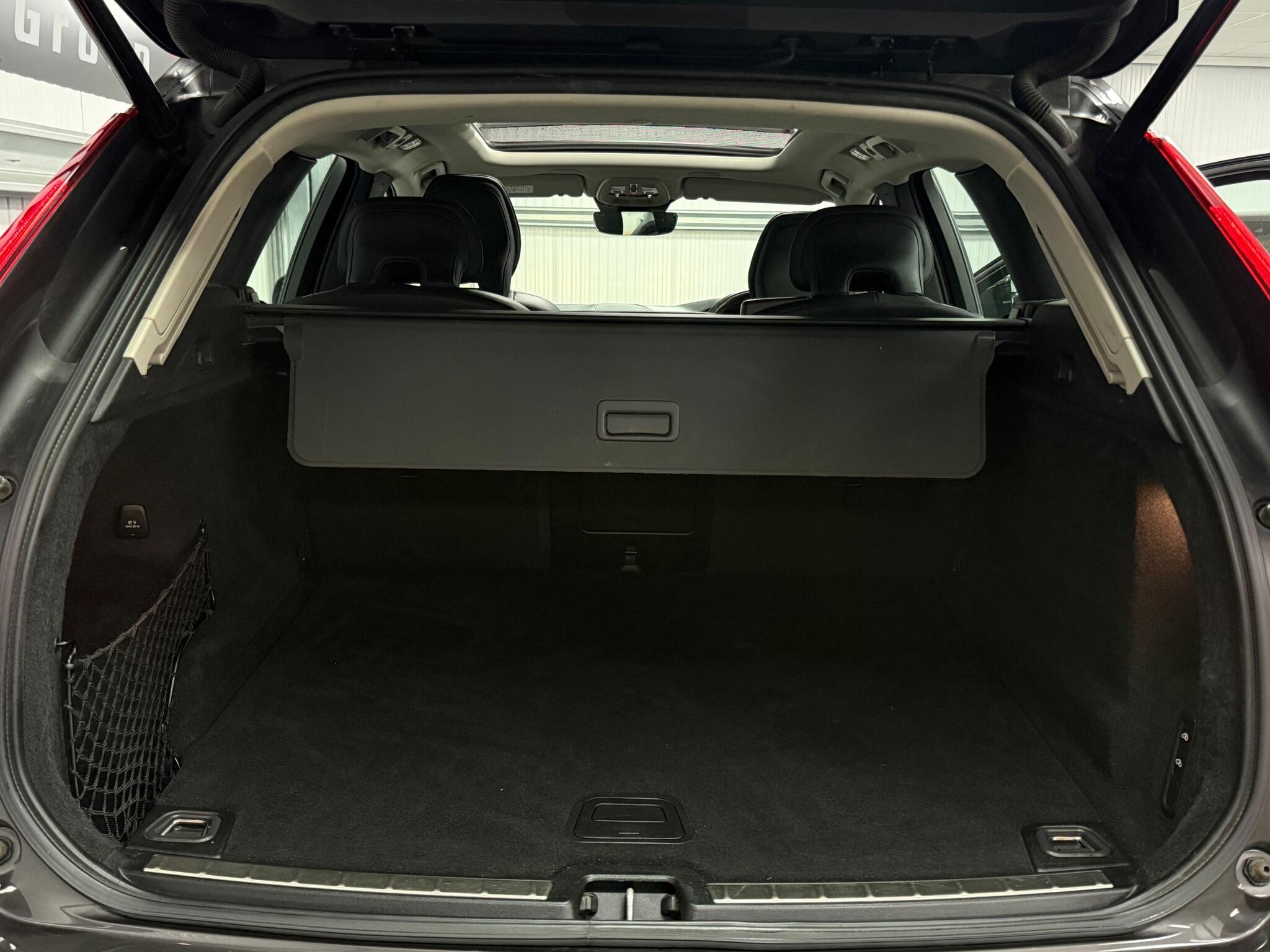 Volvo XC60 view 39