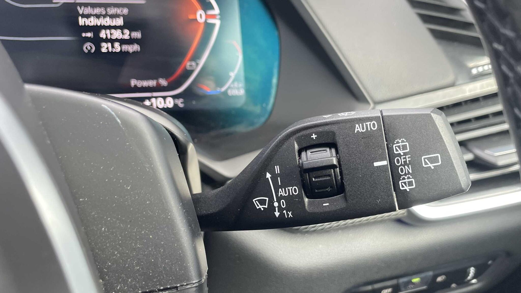 BMW X5 view 29