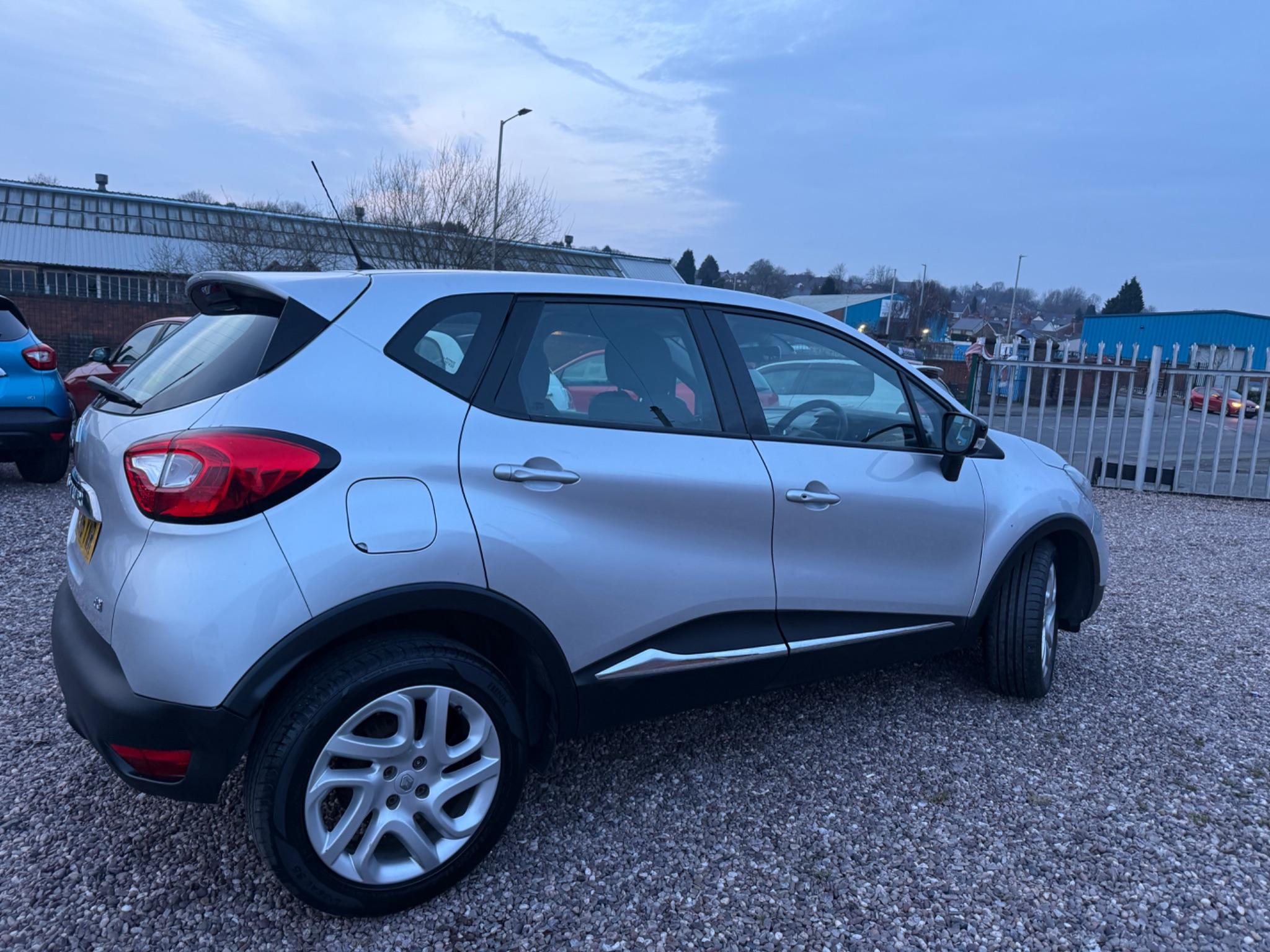 Renault Captur view 8