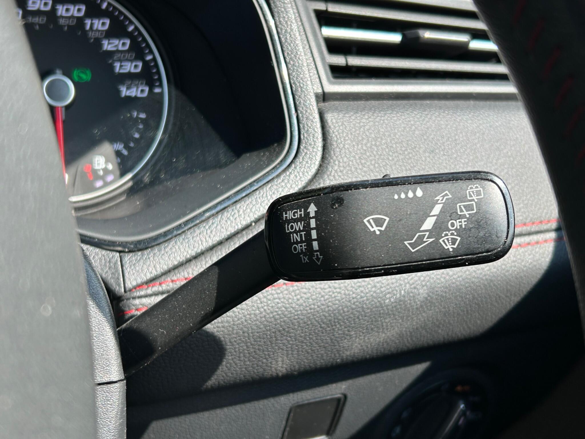 SEAT Arona view 50