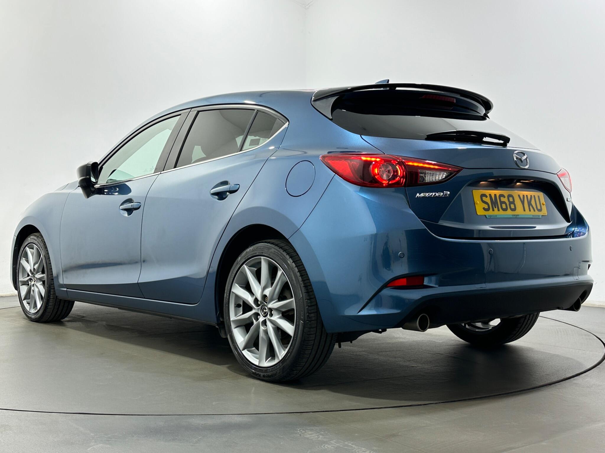 Mazda Mazda3 view 48