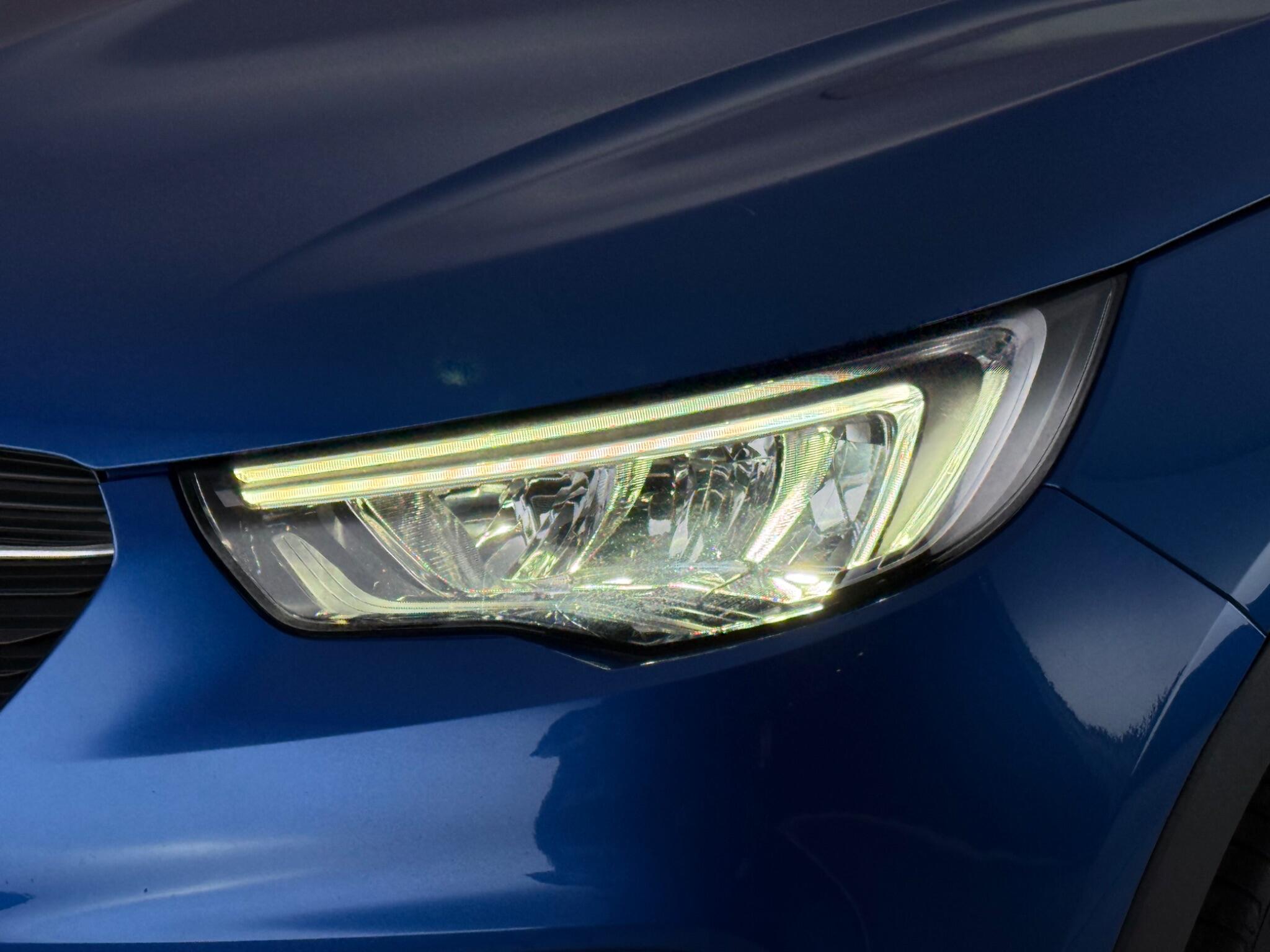 Vauxhall Grandland X view 13