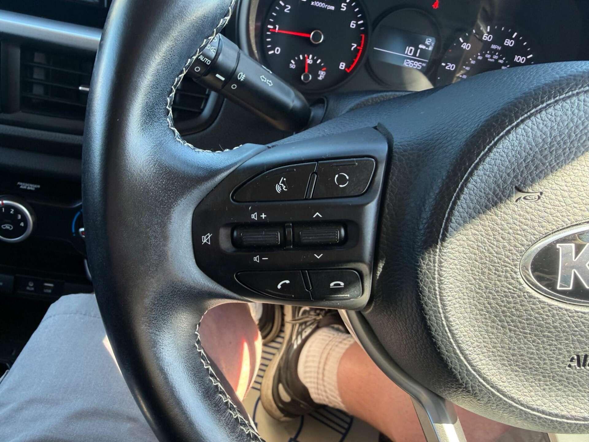 Kia Picanto view 12