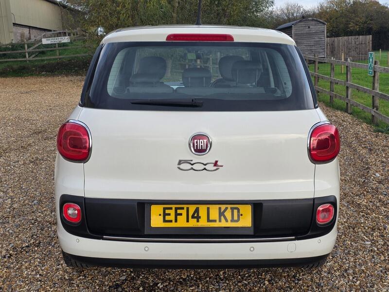 2014 Fiat 500L image 12