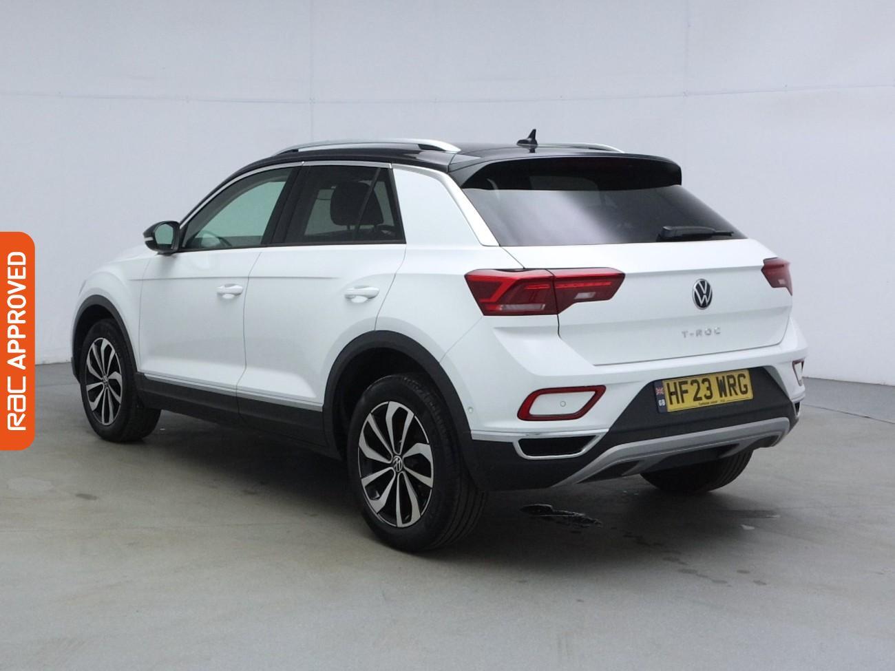 Volkswagen T-Roc view 4