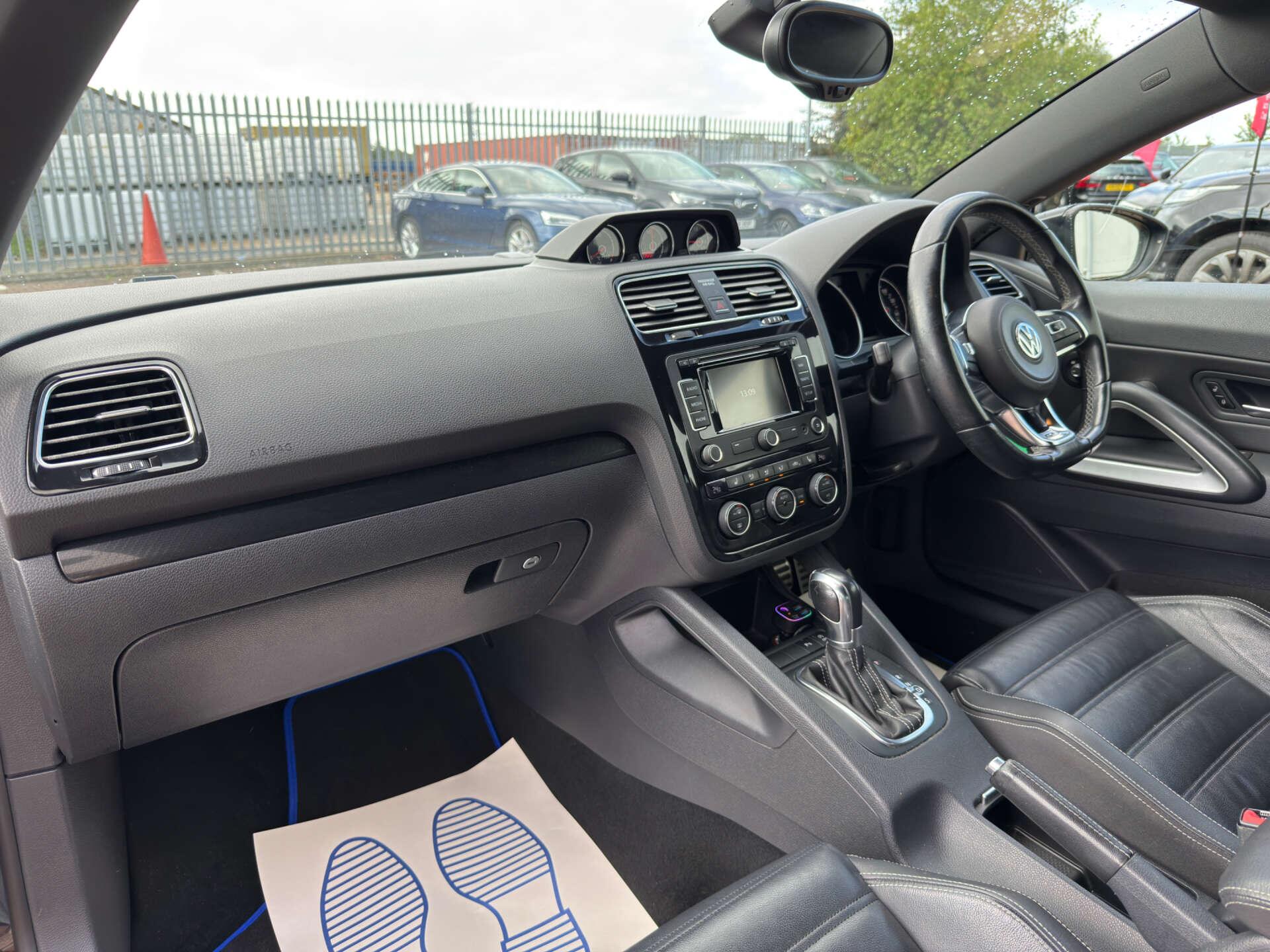 Volkswagen Scirocco view 26