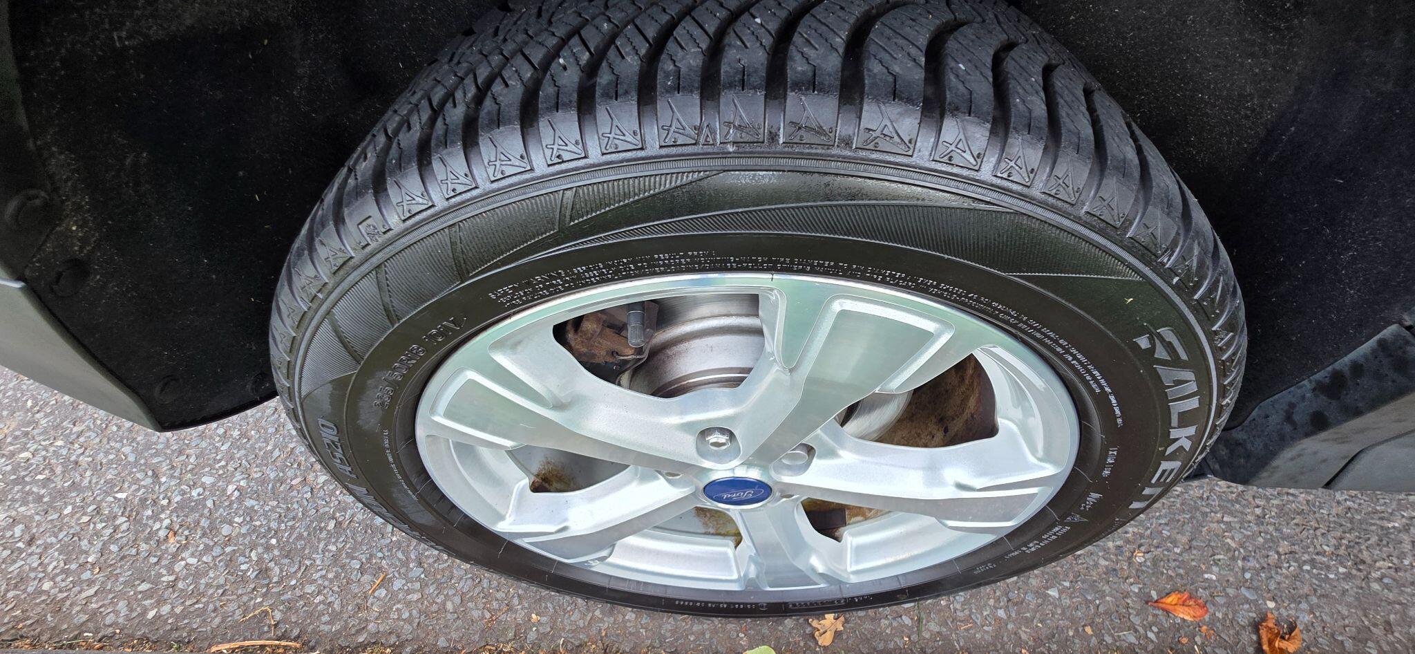 Ford Kuga view 63