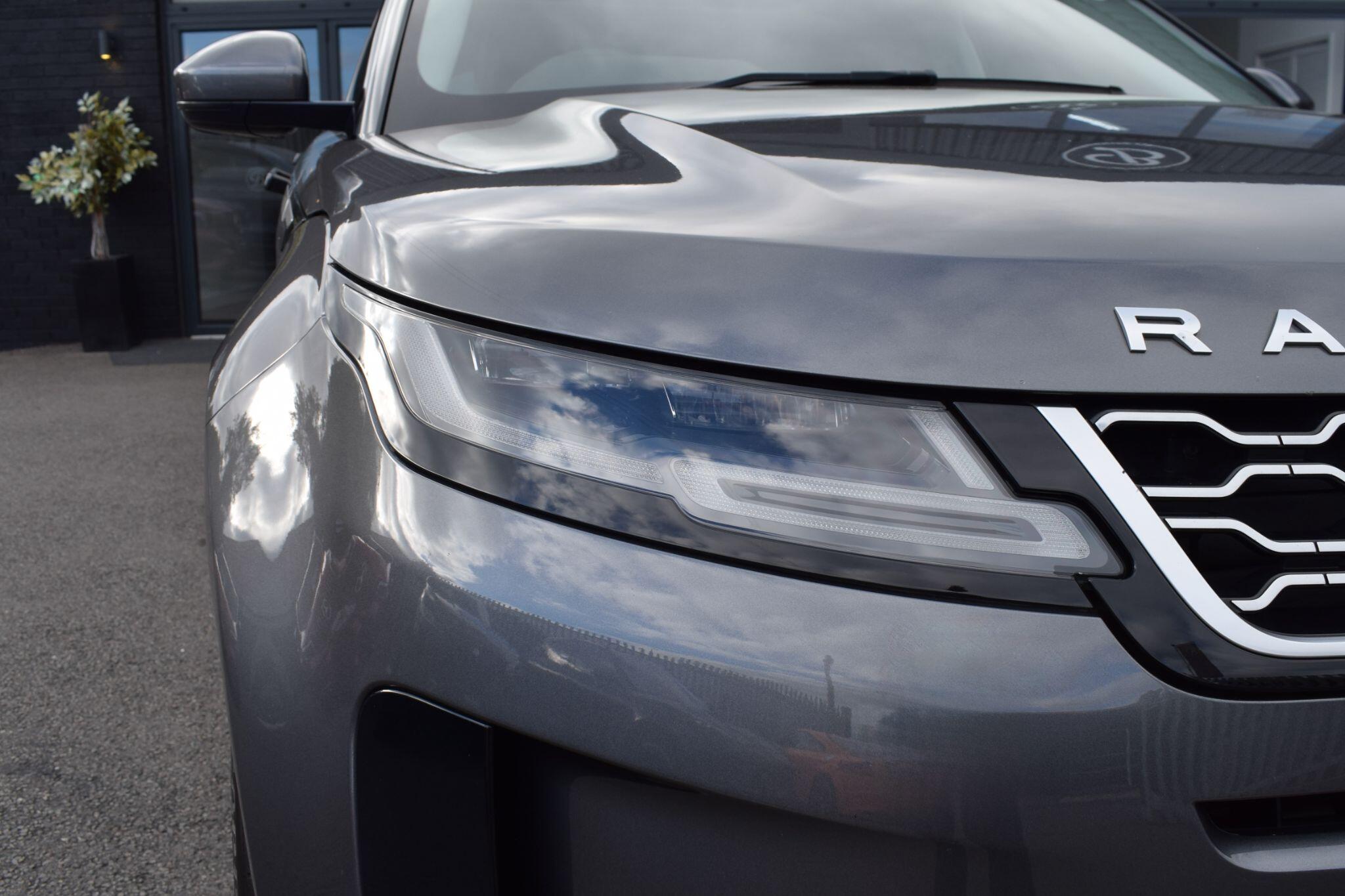 Land Rover Range Rover Evoque view 35
