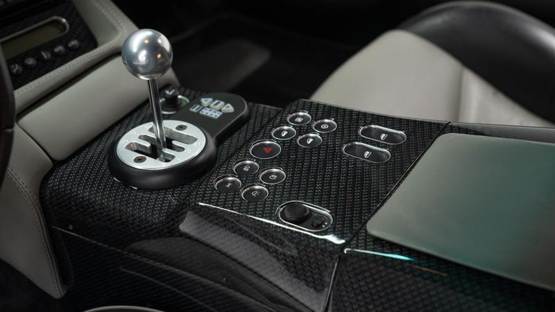 Lamborghini Diablo view 26
