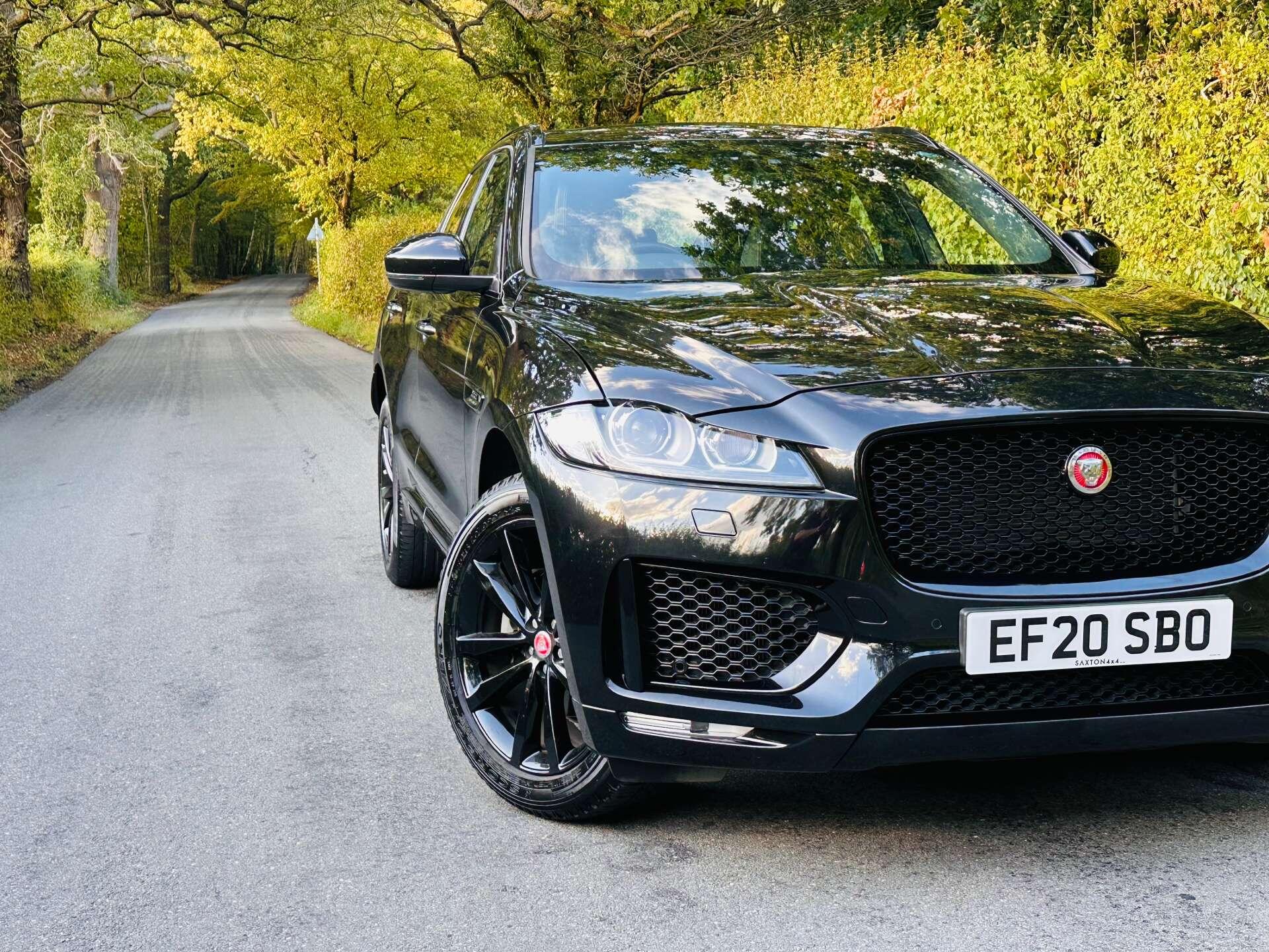 Jaguar F-Pace view 2