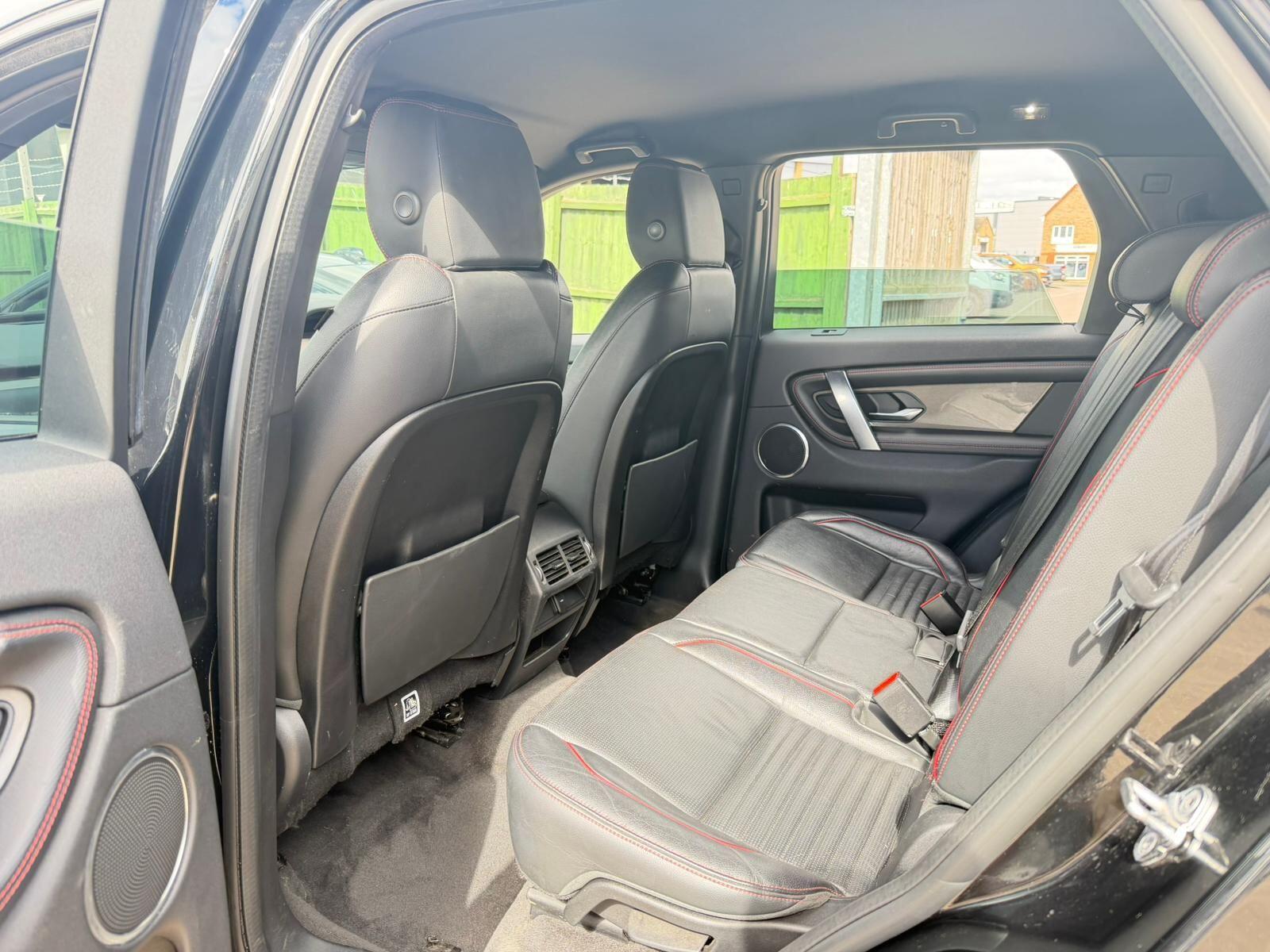 Land Rover Discovery Sport view 18